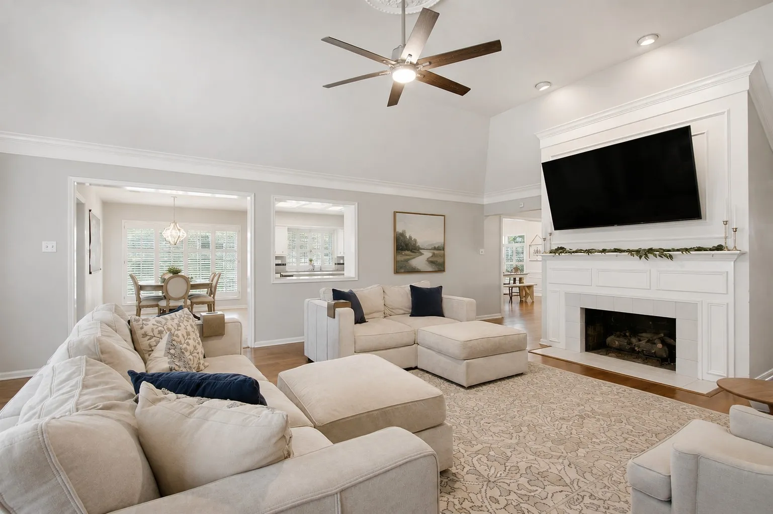 Single Family Residence For Sale in Collin County , 3210 Wyndham Lane, Richardson, Texas 75082, 3 Bedroom, 2 Bathroom, 2 Garage spaces, 2,610 Sqft, built in 1990, mls#21360668, Real Estate Agent in Richardson, Homes For Sale in Collin county, Homes For Sale in Richardson, Realtor in Richardson Texas, Real Estate Brokerage Independent Realty Texas, Luminita Cordes Realtor