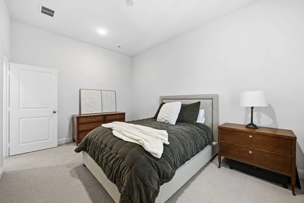 Single Family Residence For Sale in Denton County , 2821 Waverly, The Colony, Texas 75056, 3 Bedroom, 3 Bathroom, 2 Garage spaces, 2,790 Sqft, built in 2020, mls#21356268, Real Estate Agent in The Colony, Homes For Sale in Denton county, Homes For Sale in The Colony, Realtor in The Colony Texas, Real Estate Brokerage Independent Realty Texas, Luminita Cordes Realtor