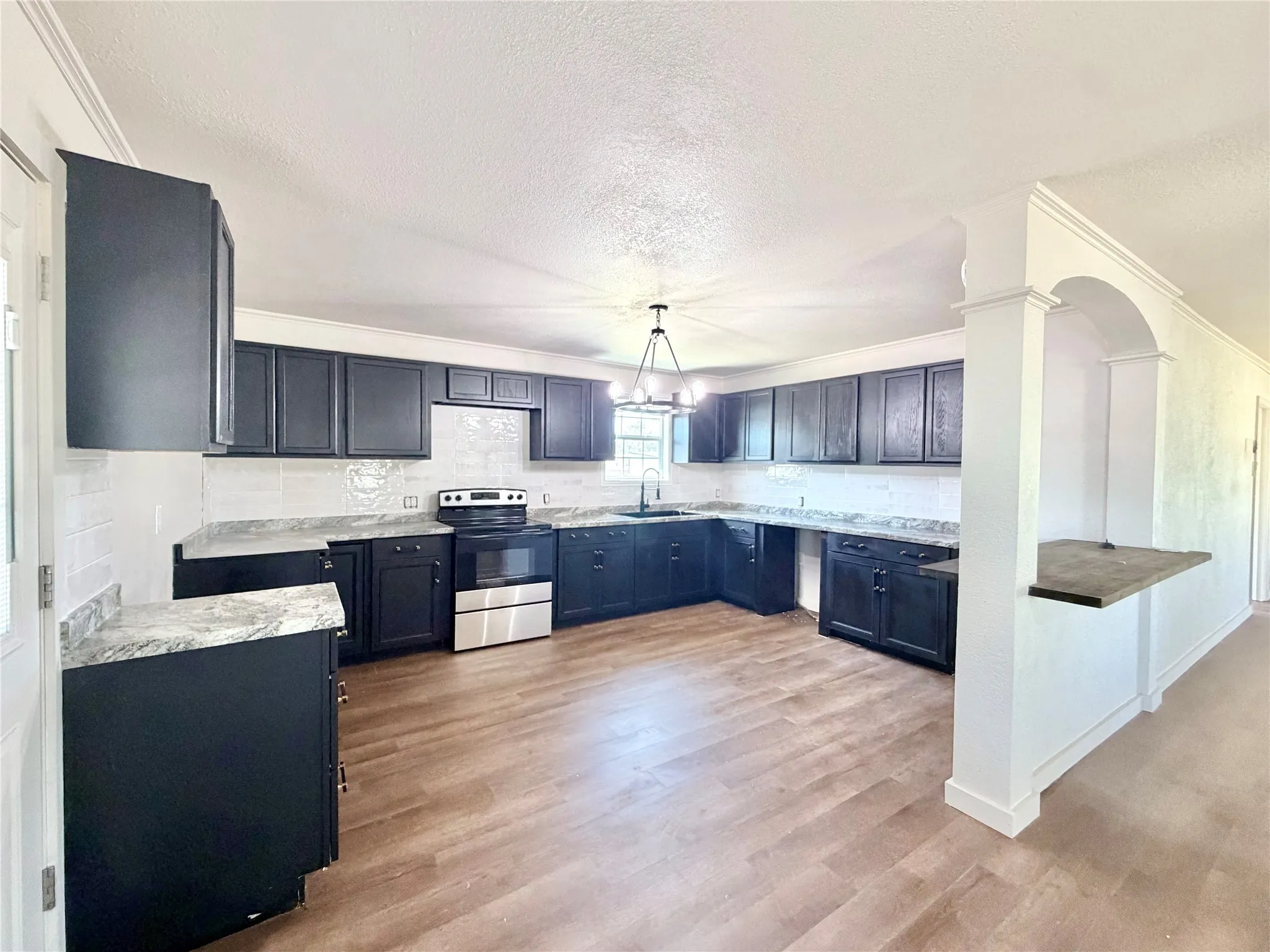 Single Family Residence For Sale in Jones County , 1220 Avenue G, Hawley, Texas 79525, 3 Bedroom, 2 Bathroom, Garage spaces, 2,000 Sqft, built in 1951, mls#21361852, Real Estate Agent in Hawley, Homes For Sale in Jones county, Homes For Sale in Hawley, Realtor in Hawley Texas, Real Estate Brokerage Independent Realty Texas, Luminita Cordes Realtor