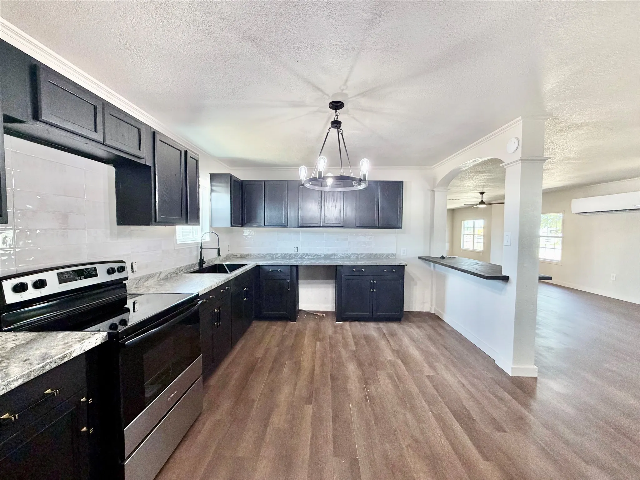 Single Family Residence For Sale in Jones County , 1220 Avenue G, Hawley, Texas 79525, 3 Bedroom, 2 Bathroom, Garage spaces, 2,000 Sqft, built in 1951, mls#21361852, Real Estate Agent in Hawley, Homes For Sale in Jones county, Homes For Sale in Hawley, Realtor in Hawley Texas, Real Estate Brokerage Independent Realty Texas, Luminita Cordes Realtor