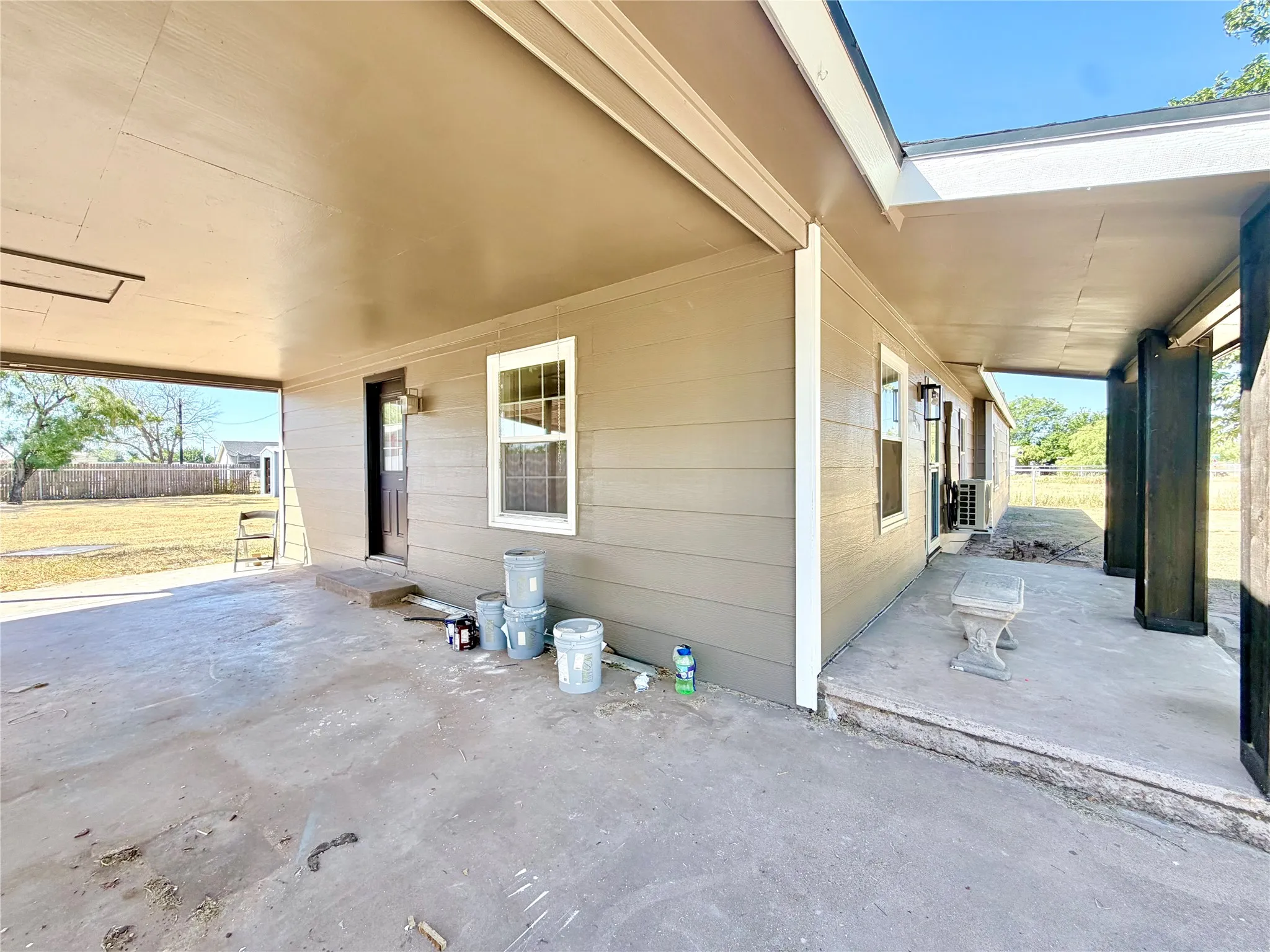 Single Family Residence For Sale in Jones County , 1220 Avenue G, Hawley, Texas 79525, 3 Bedroom, 2 Bathroom, Garage spaces, 2,000 Sqft, built in 1951, mls#21361852, Real Estate Agent in Hawley, Homes For Sale in Jones county, Homes For Sale in Hawley, Realtor in Hawley Texas, Real Estate Brokerage Independent Realty Texas, Luminita Cordes Realtor
