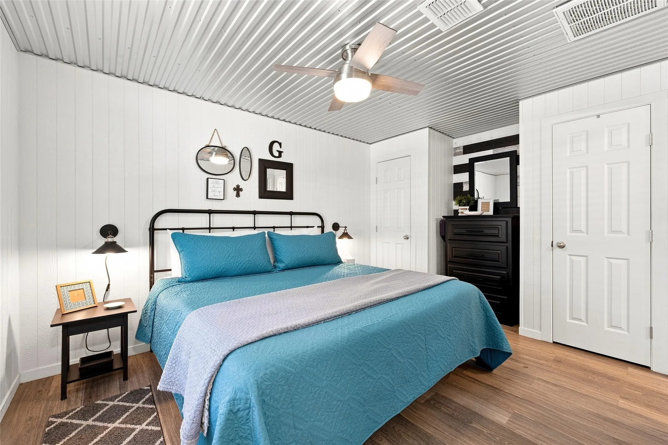 Single Family Residence For Sale in Bosque County , 427 County Road 1743, Clifton, Texas 76634, 2 Bedroom, 1 Bathroom, Garage spaces, 600 Sqft, built in 2022, mls#21361588, Real Estate Agent in Clifton, Homes For Sale in Bosque county, Homes For Sale in Clifton, Realtor in Clifton Texas, Real Estate Brokerage Independent Realty Texas, Luminita Cordes Realtor