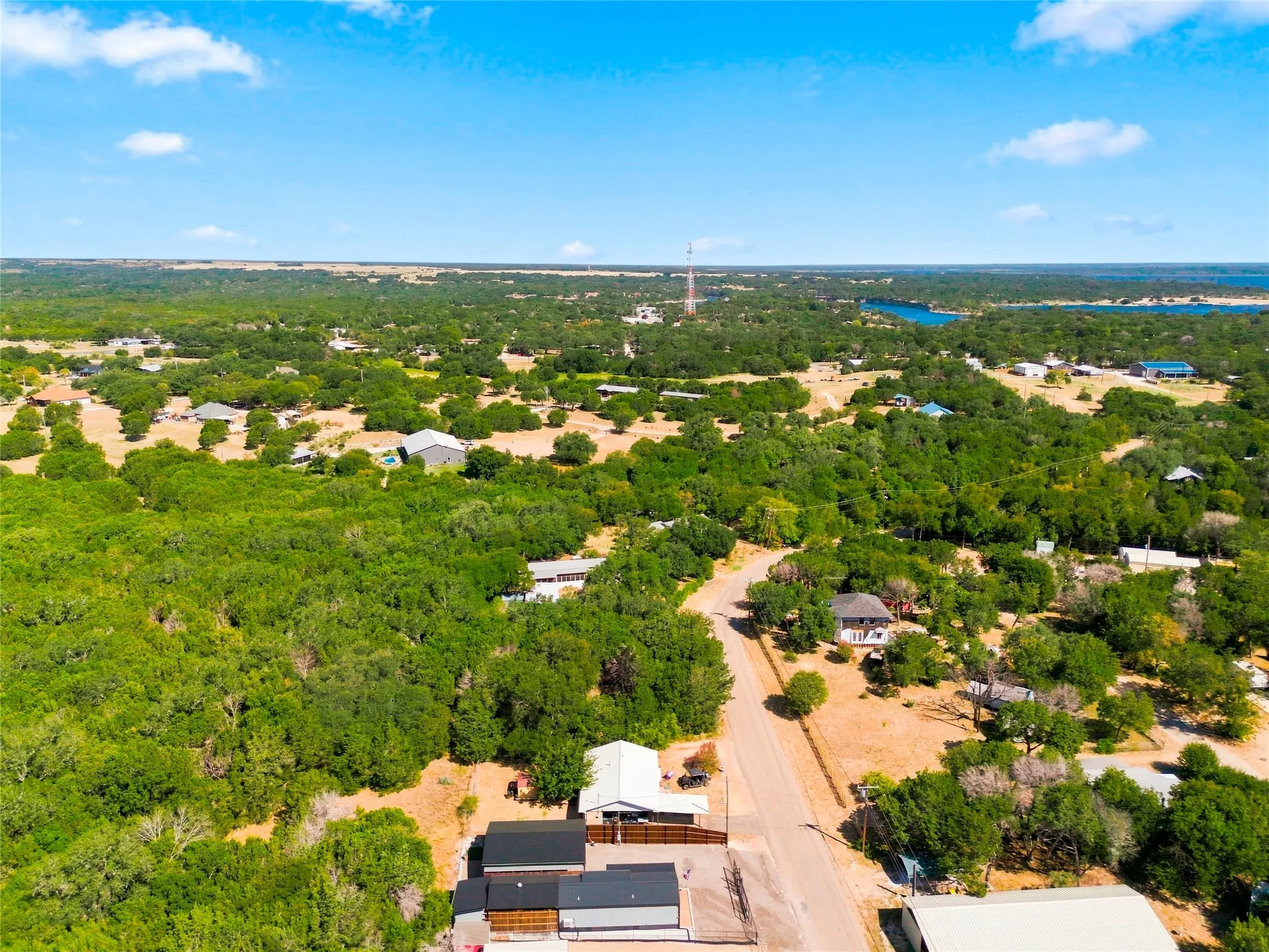Single Family Residence For Sale in Bosque County , 427 County Road 1743, Clifton, Texas 76634, 2 Bedroom, 1 Bathroom, Garage spaces, 600 Sqft, built in 2022, mls#21361588, Real Estate Agent in Clifton, Homes For Sale in Bosque county, Homes For Sale in Clifton, Realtor in Clifton Texas, Real Estate Brokerage Independent Realty Texas, Luminita Cordes Realtor