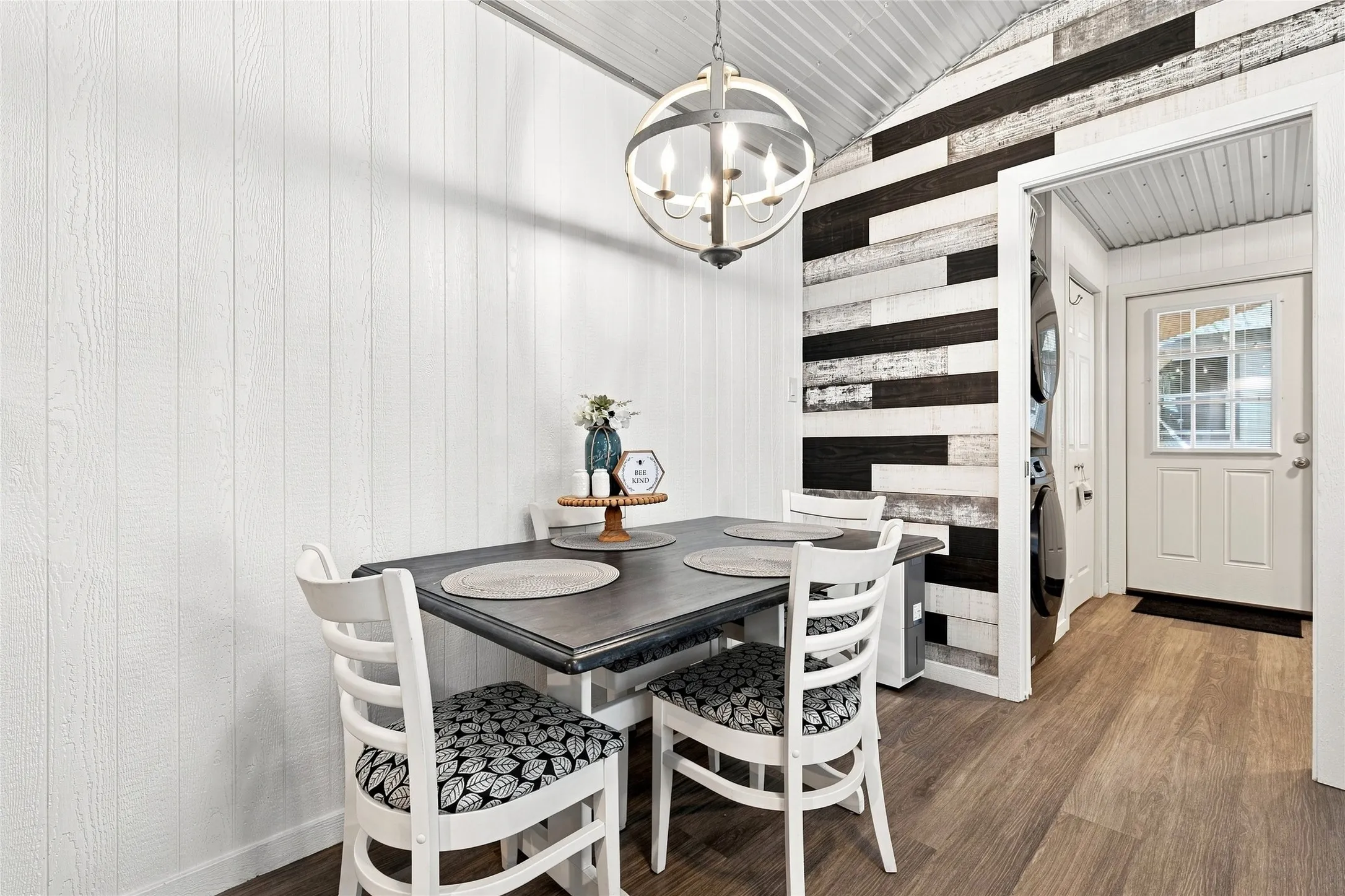 Single Family Residence For Sale in Bosque County , 427 County Road 1743, Clifton, Texas 76634, 2 Bedroom, 1 Bathroom, Garage spaces, 600 Sqft, built in 2022, mls#21361588, Real Estate Agent in Clifton, Homes For Sale in Bosque county, Homes For Sale in Clifton, Realtor in Clifton Texas, Real Estate Brokerage Independent Realty Texas, Luminita Cordes Realtor
