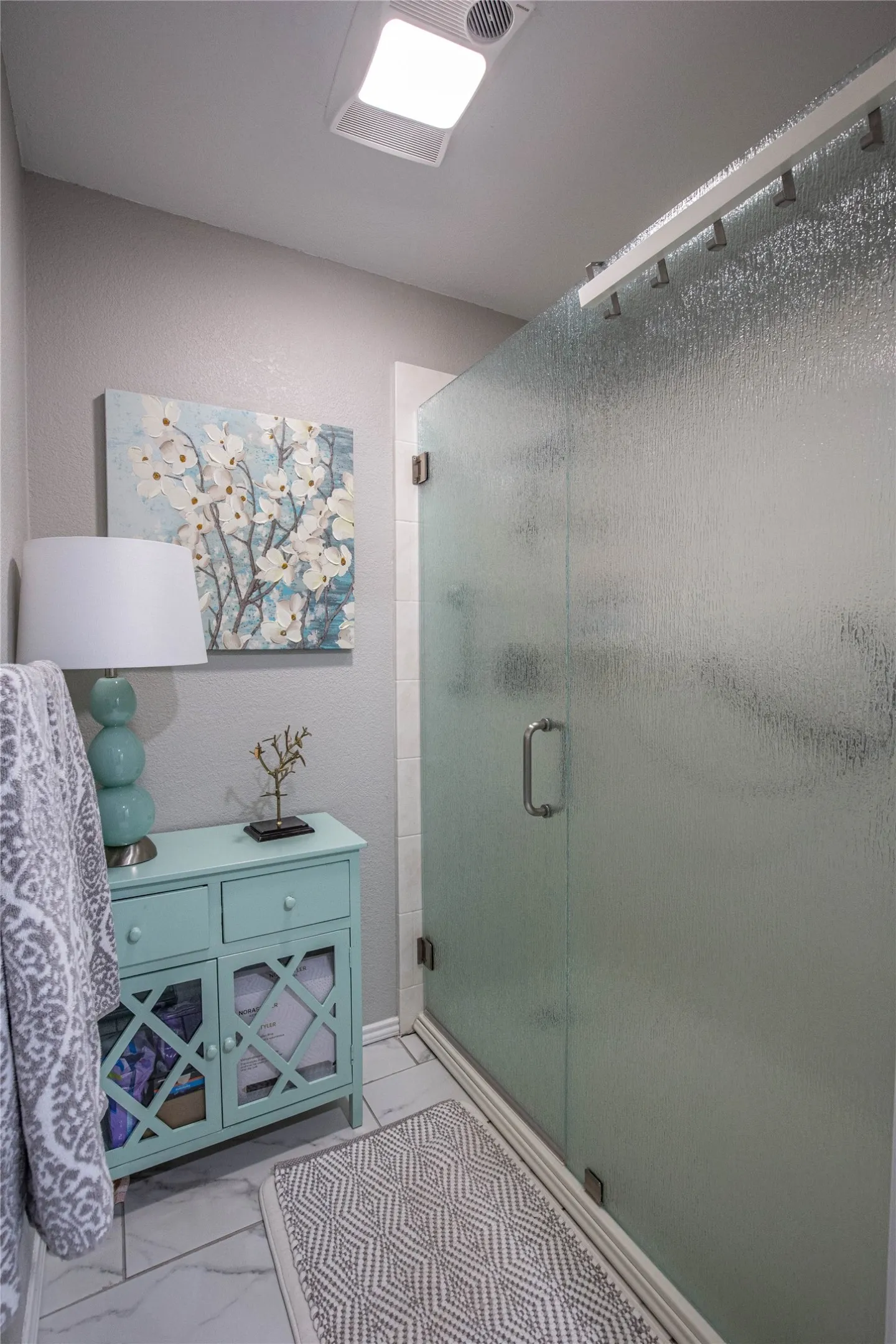 Condominium For Sale in Mc Lennan County , 135 Pleasant Grove Lane, Waco, Texas 76712, 3 Bedroom, 2 Bathroom, 1 Garage spaces, 1,786 Sqft, built in 1985, Price $295,000, mls#21362141, Real Estate Agent in Waco, Homes For Sale in Mc Lennan county, Homes For Sale in Waco, Realtor in Waco Texas, Real Estate Brokerage Independent Realty Texas, Luminita Cordes Realtor