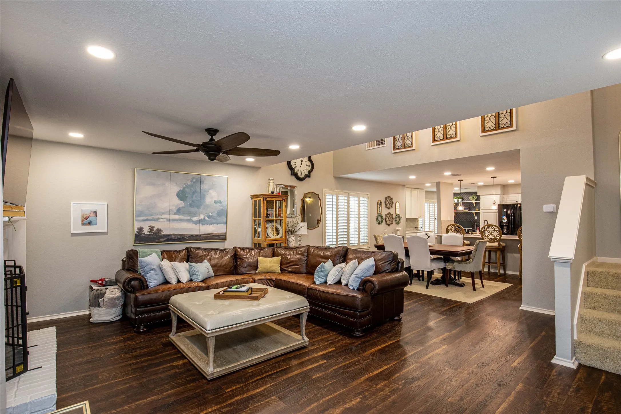 Condominium For Sale in Mc Lennan County , 135 Pleasant Grove Lane, Waco, Texas 76712, 3 Bedroom, 2 Bathroom, 1 Garage spaces, 1,786 Sqft, built in 1985, Price $295,000, mls#21362141, Real Estate Agent in Waco, Homes For Sale in Mc Lennan county, Homes For Sale in Waco, Realtor in Waco Texas, Real Estate Brokerage Independent Realty Texas, Luminita Cordes Realtor