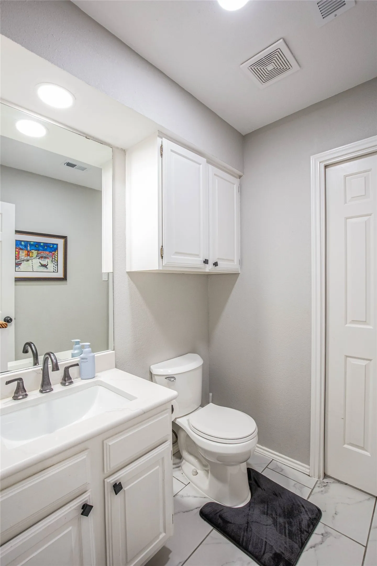 Condominium For Sale in Mc Lennan County , 135 Pleasant Grove Lane, Waco, Texas 76712, 3 Bedroom, 2 Bathroom, 1 Garage spaces, 1,786 Sqft, built in 1985, Price $295,000, mls#21362141, Real Estate Agent in Waco, Homes For Sale in Mc Lennan county, Homes For Sale in Waco, Realtor in Waco Texas, Real Estate Brokerage Independent Realty Texas, Luminita Cordes Realtor
