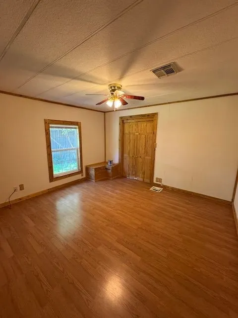 Single Family Residence For Rent in Taylor County , 425 N 3rd Street, Buffalo Gap, Texas 79508, 4 Bedroom, 2 Bathroom, Garage spaces, 2,128 Sqft, built in 1972, mls#21362613, Real Estate Agent in Buffalo Gap, Homes For Rent in Taylor county, Homes For Rent in Buffalo Gap, Realtor in Buffalo Gap Texas, Real Estate Brokerage Independent Realty Texas, Luminita Cordes Realtor
