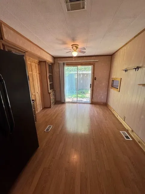 Single Family Residence For Rent in Taylor County , 425 N 3rd Street, Buffalo Gap, Texas 79508, 4 Bedroom, 2 Bathroom, Garage spaces, 2,128 Sqft, built in 1972, mls#21362613, Real Estate Agent in Buffalo Gap, Homes For Rent in Taylor county, Homes For Rent in Buffalo Gap, Realtor in Buffalo Gap Texas, Real Estate Brokerage Independent Realty Texas, Luminita Cordes Realtor