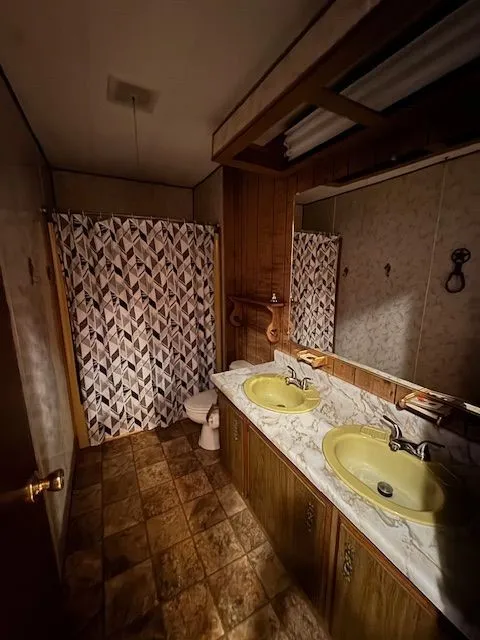 Single Family Residence For Rent in Taylor County , 425 N 3rd Street, Buffalo Gap, Texas 79508, 4 Bedroom, 2 Bathroom, Garage spaces, 2,128 Sqft, built in 1972, mls#21362613, Real Estate Agent in Buffalo Gap, Homes For Rent in Taylor county, Homes For Rent in Buffalo Gap, Realtor in Buffalo Gap Texas, Real Estate Brokerage Independent Realty Texas, Luminita Cordes Realtor