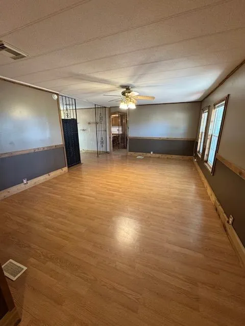 Single Family Residence For Rent in Taylor County , 425 N 3rd Street, Buffalo Gap, Texas 79508, 4 Bedroom, 2 Bathroom, Garage spaces, 2,128 Sqft, built in 1972, mls#21362613, Real Estate Agent in Buffalo Gap, Homes For Rent in Taylor county, Homes For Rent in Buffalo Gap, Realtor in Buffalo Gap Texas, Real Estate Brokerage Independent Realty Texas, Luminita Cordes Realtor