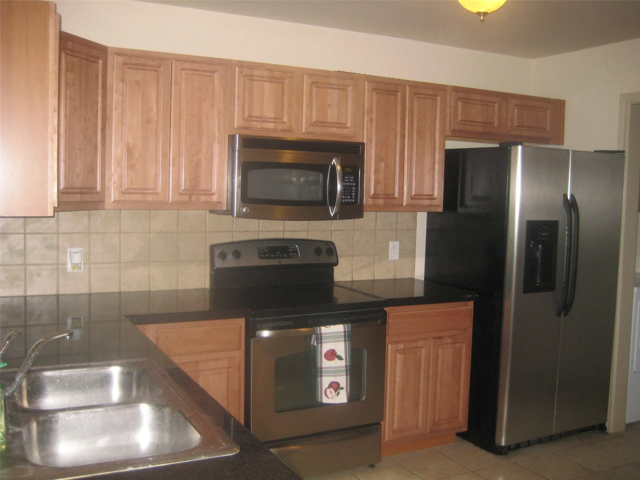 SS appliances, stove is 1 year old