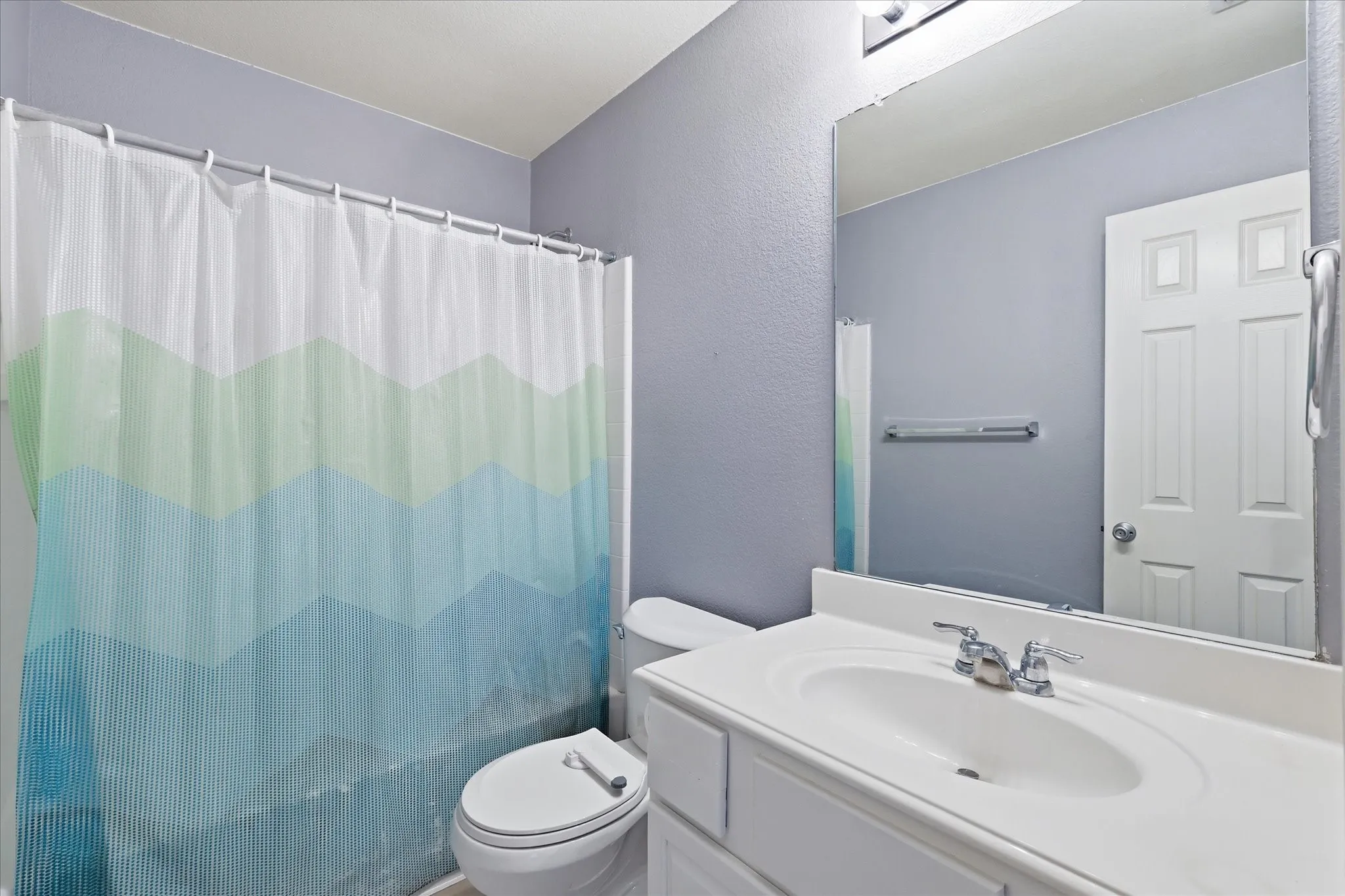 Upstairs bathroom #2