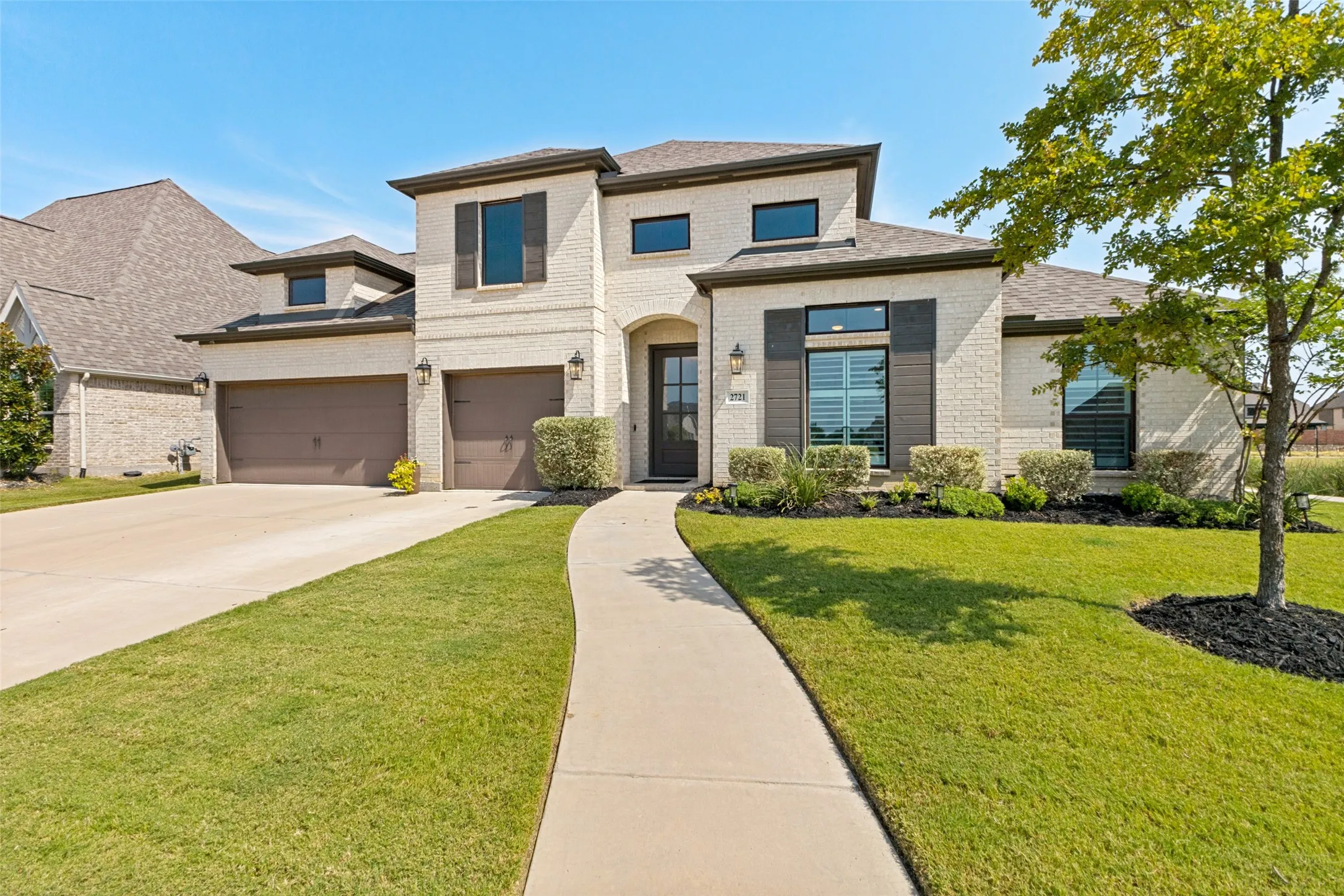 Single Family Residence For Sale in Collin County , 2721 Delta Drive, Melissa, Texas 75454, 4 Bedroom, 4 Bathroom, 3 Garage spaces, 3,331 Sqft, built in 2021, mls#21351304, Real Estate Agent in Melissa, Homes For Sale in Collin county, Homes For Sale in Melissa, Realtor in Melissa Texas, Real Estate Brokerage Independent Realty Texas, Luminita Cordes Realtor