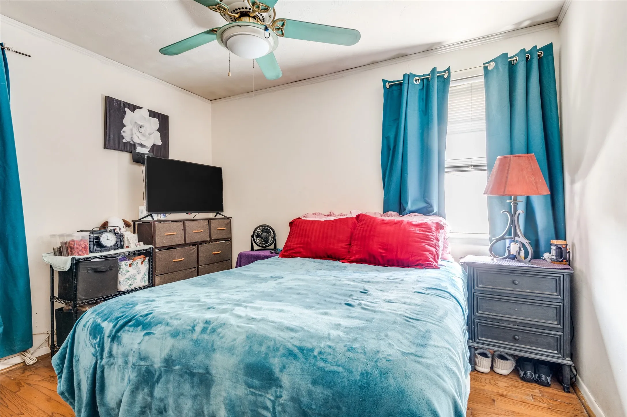 Single Family Residence For Sale in Dallas County , 3722 Devonshire Court W, Irving, Texas 75062, 3 Bedroom, 2 Bathroom, 2 Garage spaces, 1,442 Sqft, built in 1960, mls#21362033, Real Estate Agent in Irving, Homes For Sale in Dallas county, Homes For Sale in Irving, Realtor in Irving Texas, Real Estate Brokerage Independent Realty Texas, Luminita Cordes Realtor
