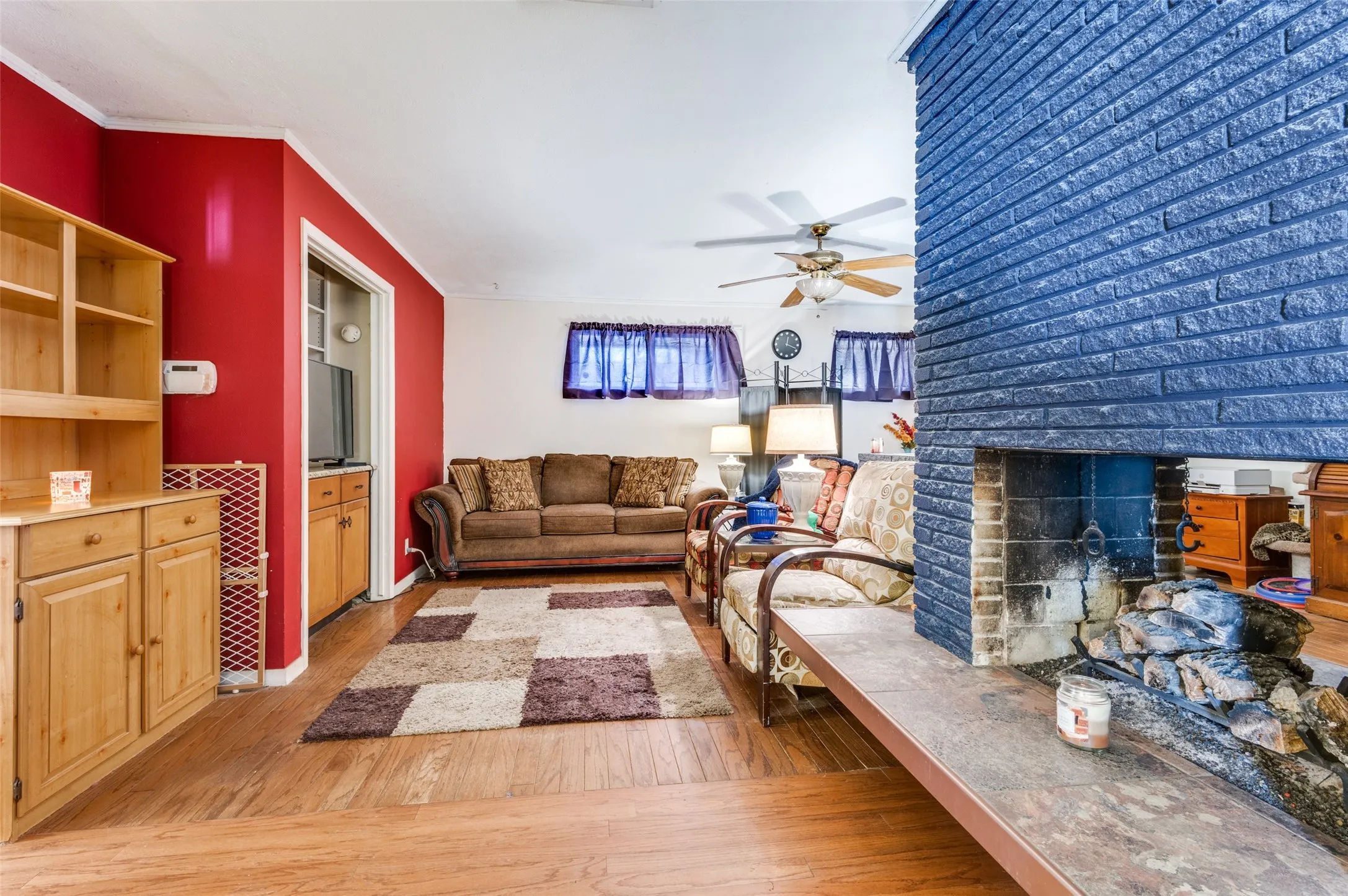 Single Family Residence For Sale in Dallas County , 3722 Devonshire Court W, Irving, Texas 75062, 3 Bedroom, 2 Bathroom, 2 Garage spaces, 1,442 Sqft, built in 1960, mls#21362033, Real Estate Agent in Irving, Homes For Sale in Dallas county, Homes For Sale in Irving, Realtor in Irving Texas, Real Estate Brokerage Independent Realty Texas, Luminita Cordes Realtor