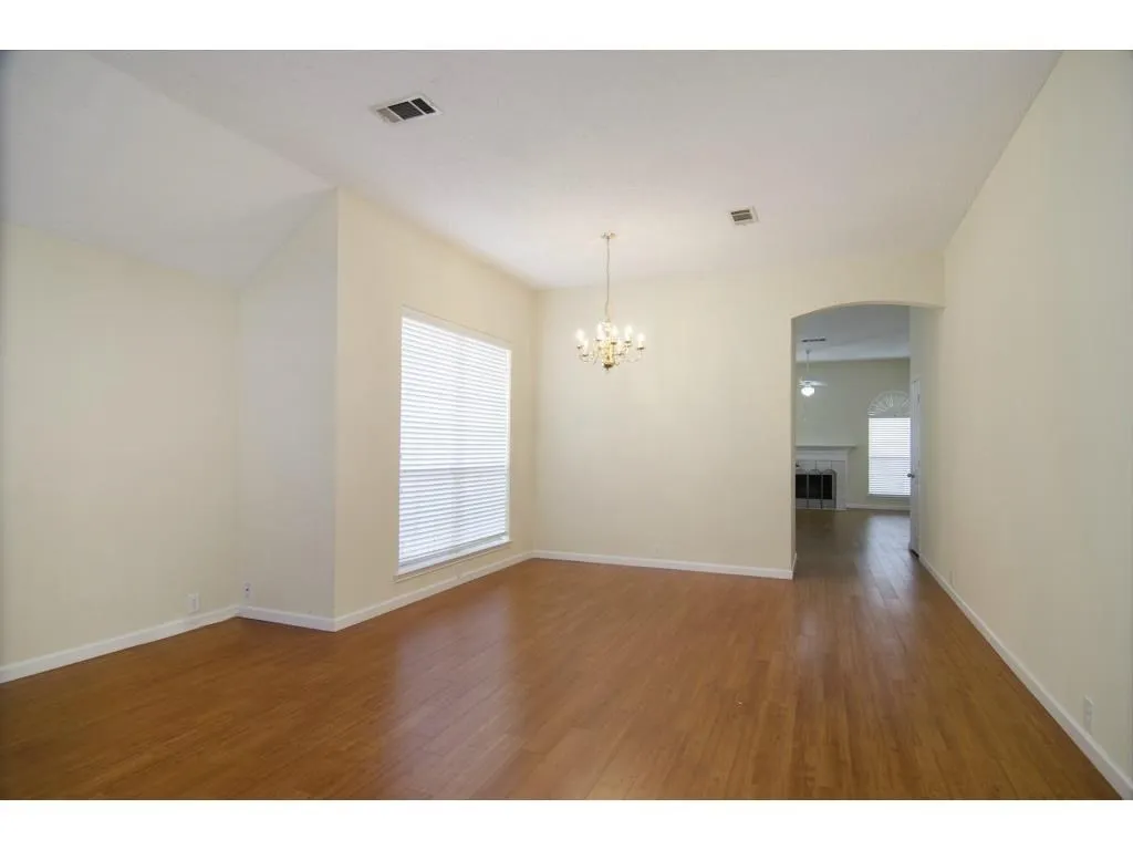 Single Family Residence For Rent in Collin County , 5808 Coldcreek Court, Plano, Texas 75093, 3 Bedroom, 2 Bathroom, 2 Garage spaces, 1,685 Sqft, built in 1994, mls#21362603, Real Estate Agent in Plano, Homes For Rent in Collin county, Homes For Rent in Plano, Realtor in Plano Texas, Real Estate Brokerage Independent Realty Texas, Luminita Cordes Realtor