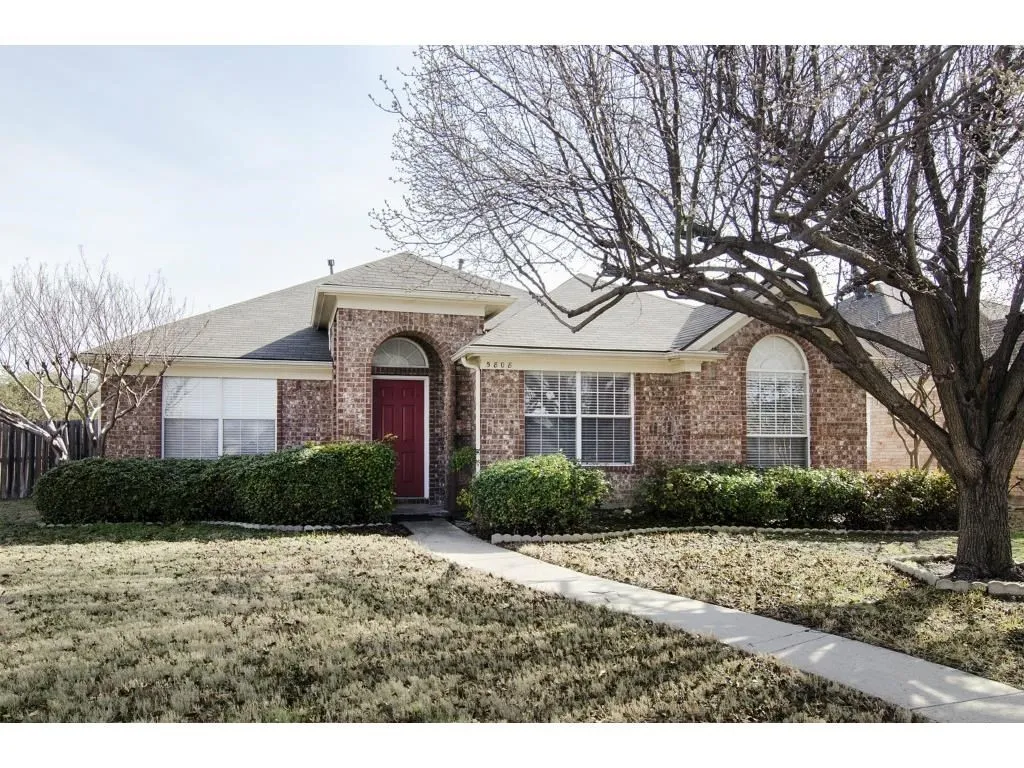 Single Family Residence For Rent in Collin County , 5808 Coldcreek Court, Plano, Texas 75093, 3 Bedroom, 2 Bathroom, 2 Garage spaces, 1,685 Sqft, built in 1994, mls#21362603, Real Estate Agent in Plano, Homes For Rent in Collin county, Homes For Rent in Plano, Realtor in Plano Texas, Real Estate Brokerage Independent Realty Texas, Luminita Cordes Realtor