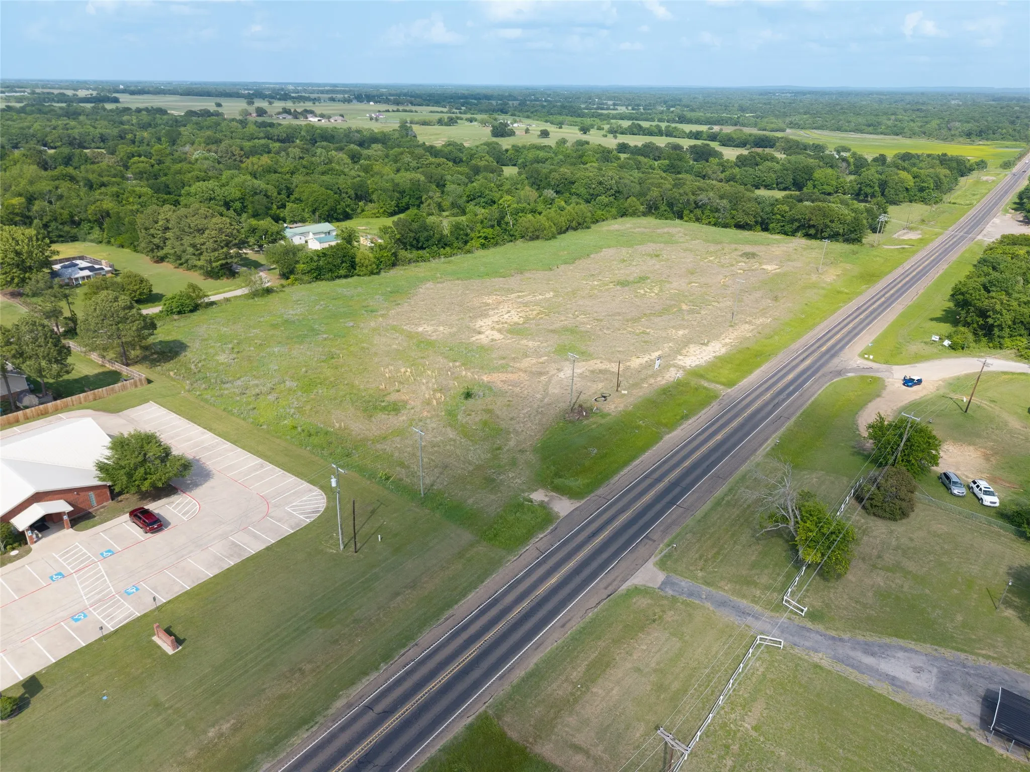 Unimproved Land For Sale in Henderson County , Lot 5 E Main Street, Gun Barrel City, Texas 75156, 0, 0, Garage spaces, 0 Sqft, built in 0, Price $145,000, mls#21362620, Real Estate Agent in Gun Barrel City, Homes For Sale in Henderson county, Homes For Sale in Gun Barrel City, Realtor in Gun Barrel City Texas, Real Estate Brokerage Independent Realty Texas, Luminita Cordes Realtor