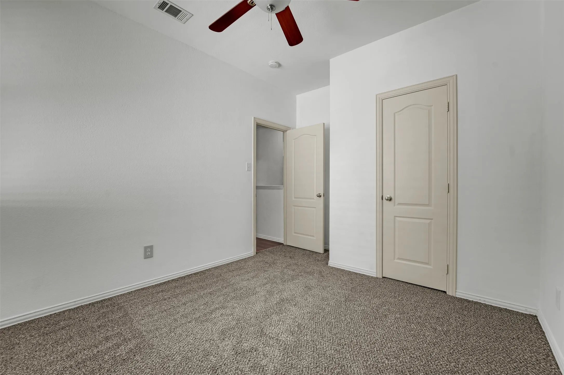 Single Family Residence For Rent in Denton County , 10108 Cherry Hill Lane, Providence Village, Texas 76227, 4 Bedroom, 3 Bathroom, 2 Garage spaces, 2,005 Sqft, built in 2004, mls#21362627, Real Estate Agent in Providence Village, Homes For Rent in Denton county, Homes For Rent in Providence Village, Realtor in Providence Village Texas, Real Estate Brokerage Independent Realty Texas, Luminita Cordes Realtor