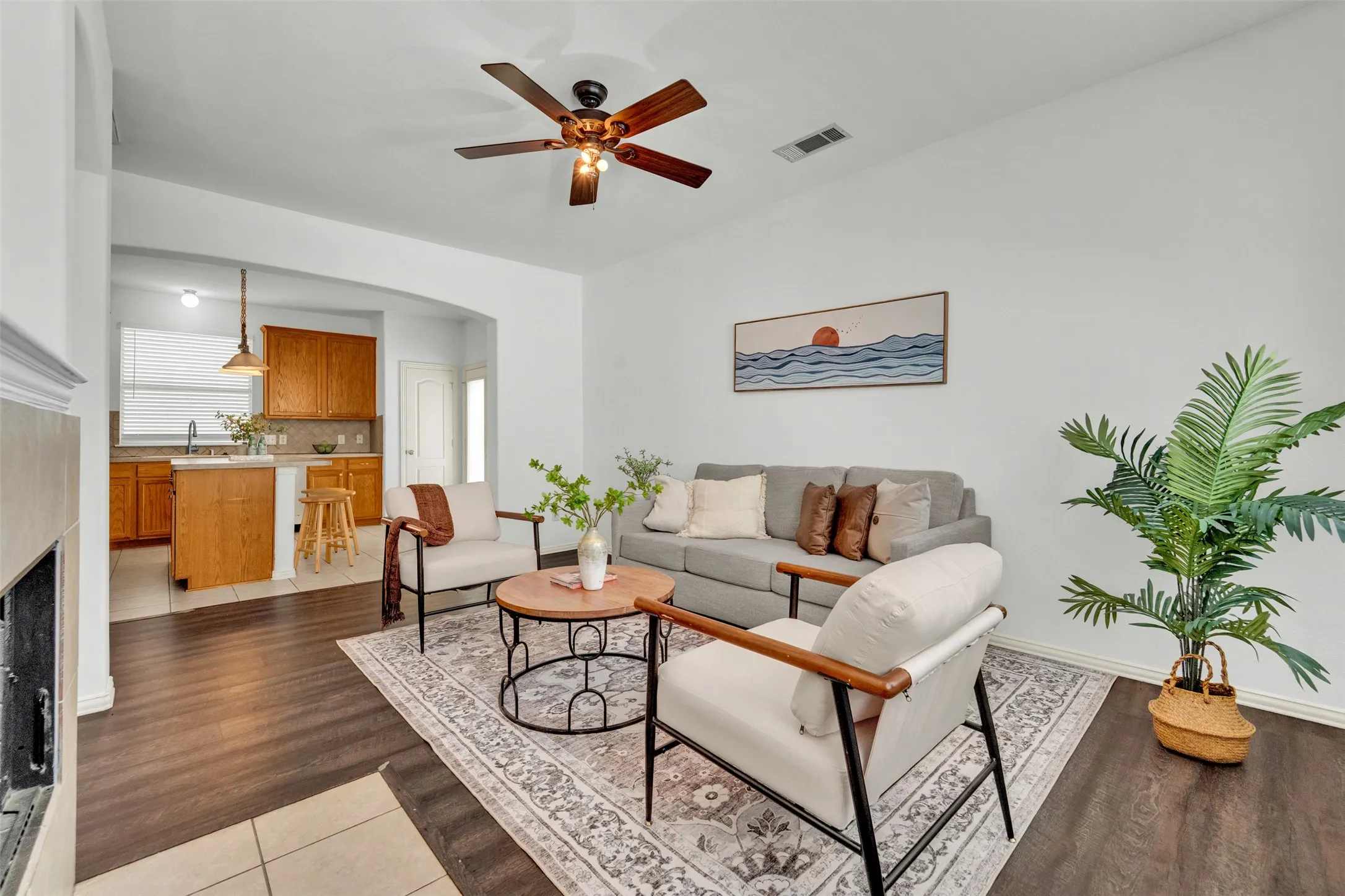 Single Family Residence For Rent in Denton County , 10108 Cherry Hill Lane, Providence Village, Texas 76227, 4 Bedroom, 3 Bathroom, 2 Garage spaces, 2,005 Sqft, built in 2004, mls#21362627, Real Estate Agent in Providence Village, Homes For Rent in Denton county, Homes For Rent in Providence Village, Realtor in Providence Village Texas, Real Estate Brokerage Independent Realty Texas, Luminita Cordes Realtor