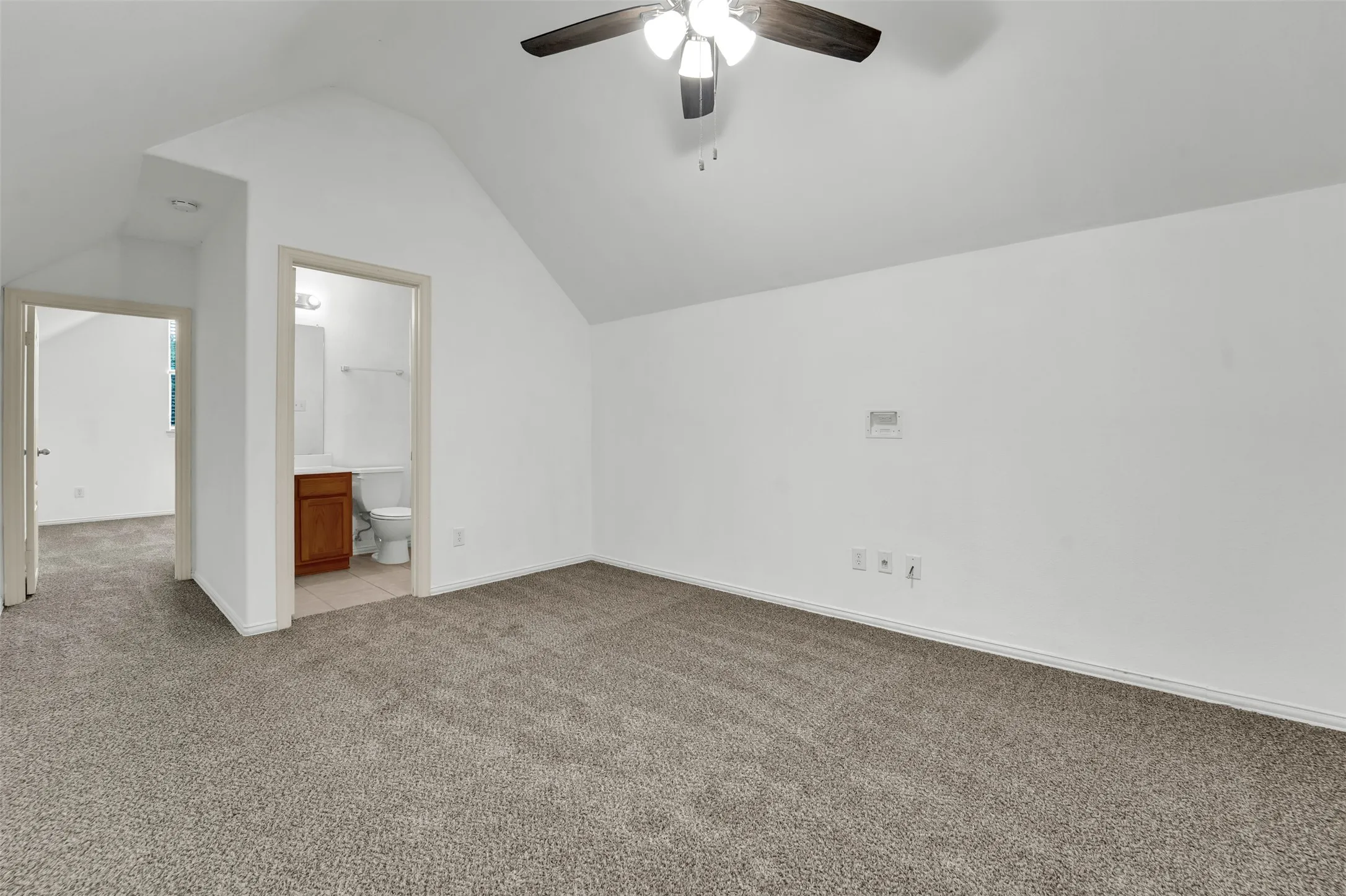 Single Family Residence For Rent in Denton County , 10108 Cherry Hill Lane, Providence Village, Texas 76227, 4 Bedroom, 3 Bathroom, 2 Garage spaces, 2,005 Sqft, built in 2004, mls#21362627, Real Estate Agent in Providence Village, Homes For Rent in Denton county, Homes For Rent in Providence Village, Realtor in Providence Village Texas, Real Estate Brokerage Independent Realty Texas, Luminita Cordes Realtor