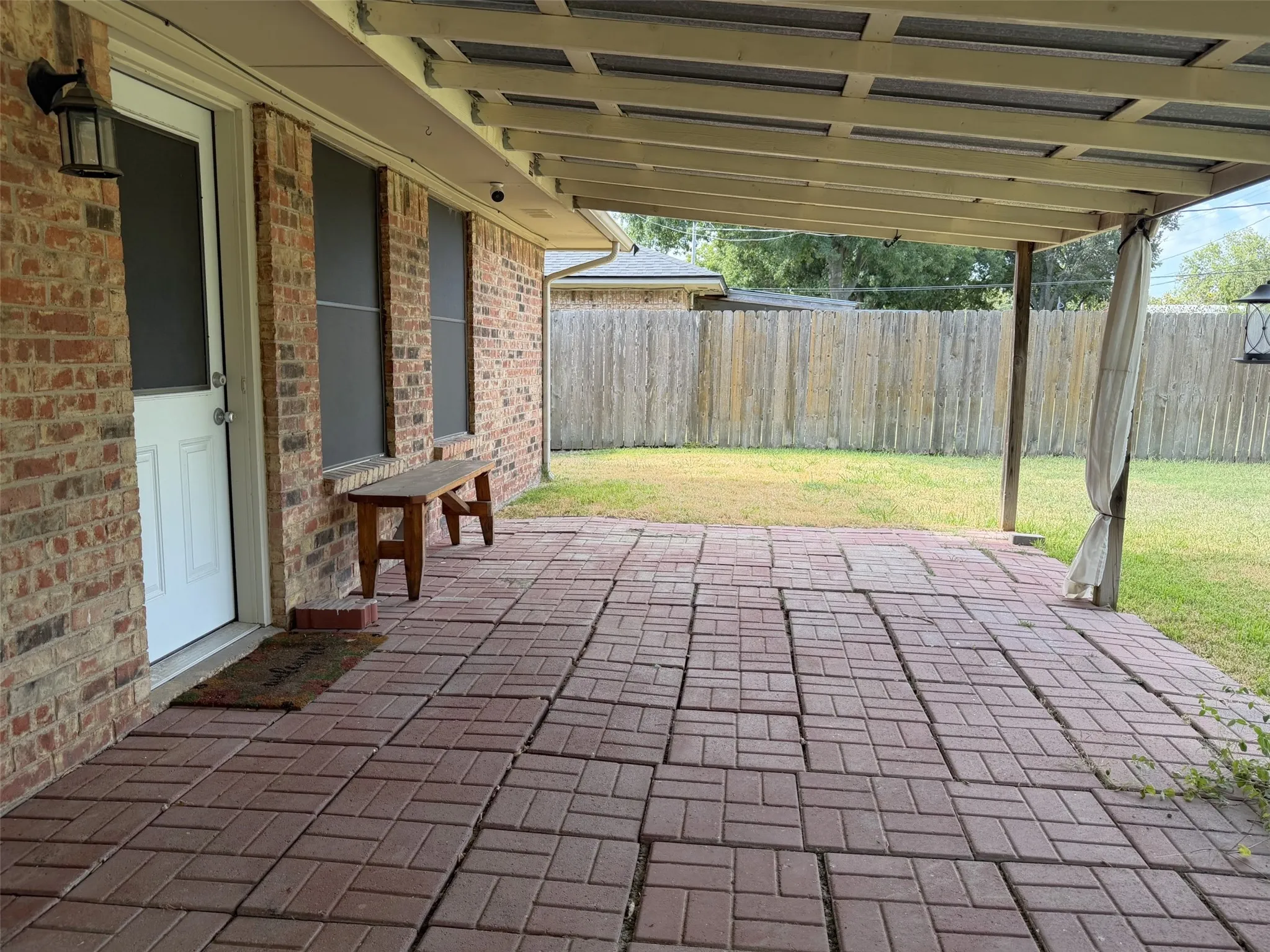 Single Family Residence For Rent in Denton County , 101 Kathryn Drive, Sanger, Texas 76266, 2 Bedroom, 1 Bathroom, 1 Garage spaces, 1,077 Sqft, built in 1982, mls#21362041, Real Estate Agent in Sanger, Homes For Rent in Denton county, Homes For Rent in Sanger, Realtor in Sanger Texas, Real Estate Brokerage Independent Realty Texas, Luminita Cordes Realtor