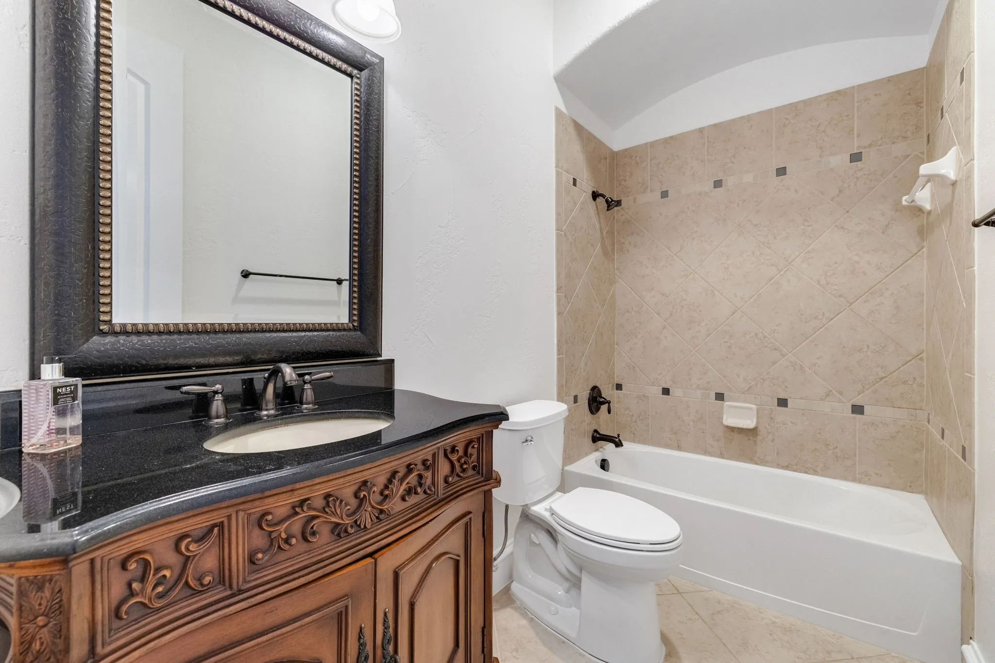 Single Family Residence For Sale in Denton County , 4604 Golden Mew Drive, Carrollton, Texas 75010, 4 Bedroom, 4 Bathroom, 3 Garage spaces, 3,882 Sqft, built in 2010, mls#21362520, Real Estate Agent in Carrollton, Homes For Sale in Denton county, Homes For Sale in Carrollton, Realtor in Carrollton Texas, Real Estate Brokerage Independent Realty Texas, Luminita Cordes Realtor