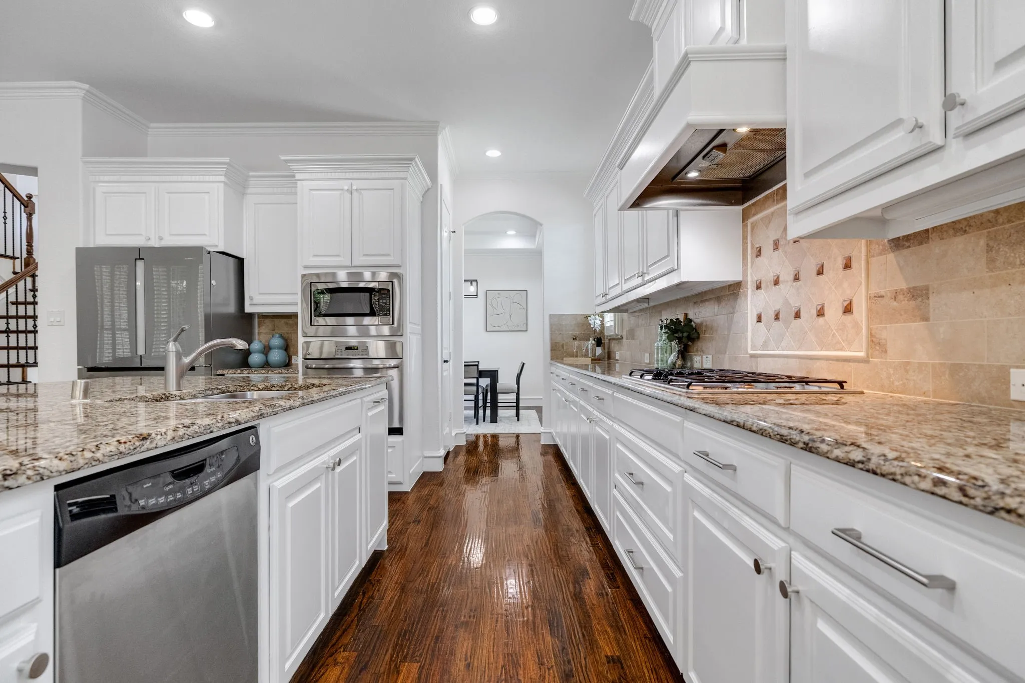 Single Family Residence For Sale in Denton County , 4604 Golden Mew Drive, Carrollton, Texas 75010, 4 Bedroom, 4 Bathroom, 3 Garage spaces, 3,882 Sqft, built in 2010, mls#21362520, Real Estate Agent in Carrollton, Homes For Sale in Denton county, Homes For Sale in Carrollton, Realtor in Carrollton Texas, Real Estate Brokerage Independent Realty Texas, Luminita Cordes Realtor