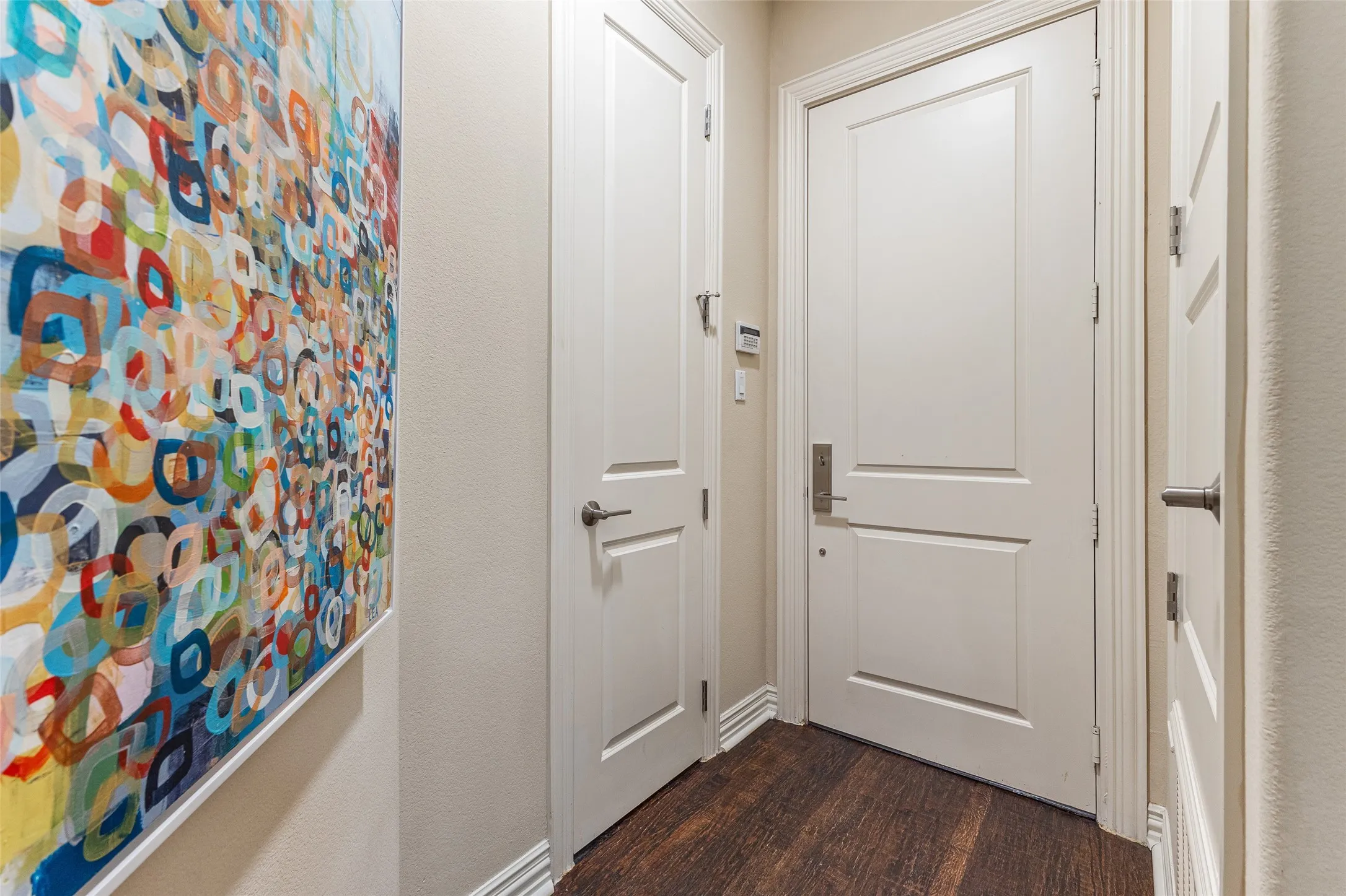 Condominium For Sale in Dallas County , 2811 Hood Street E, Dallas, Texas 75219, 2 Bedroom, 3 Bathroom, 2 Garage spaces, 1,779 Sqft, built in 2011, mls#21361604, Real Estate Agent in Dallas, Homes For Sale in Dallas county, Homes For Sale in Dallas, Realtor in Dallas Texas, Real Estate Brokerage Independent Realty Texas, Luminita Cordes Realtor