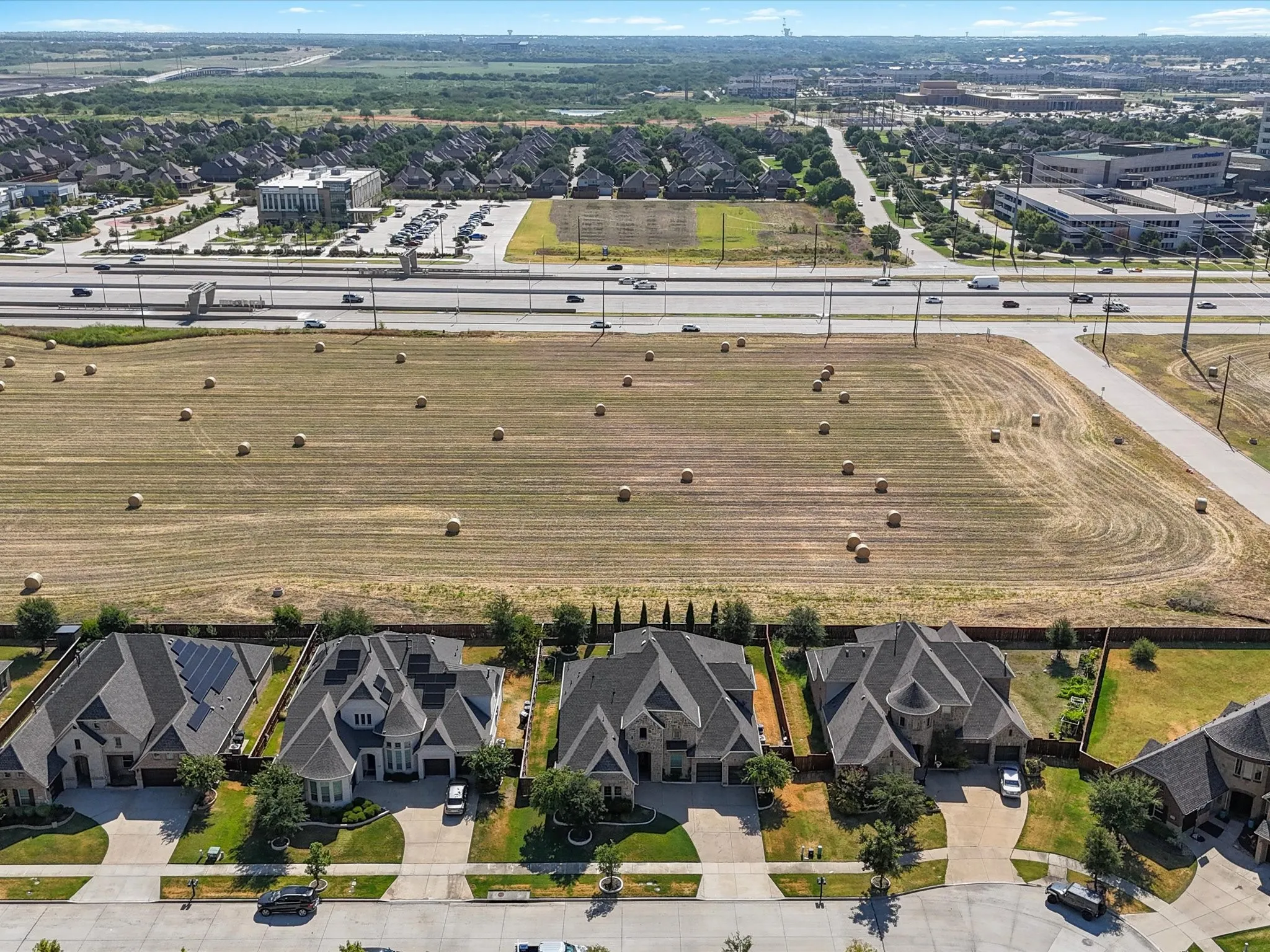 Single Family Residence For Sale in Denton County , 12736 Possum Kingdom Drive, Frisco, Texas 75033, 5 Bedroom, 6 Bathroom, 3 Garage spaces, 4,396 Sqft, built in 2017, mls#21362468, Real Estate Agent in Frisco, Homes For Sale in Denton county, Homes For Sale in Frisco, Realtor in Frisco Texas, Real Estate Brokerage Independent Realty Texas, Luminita Cordes Realtor