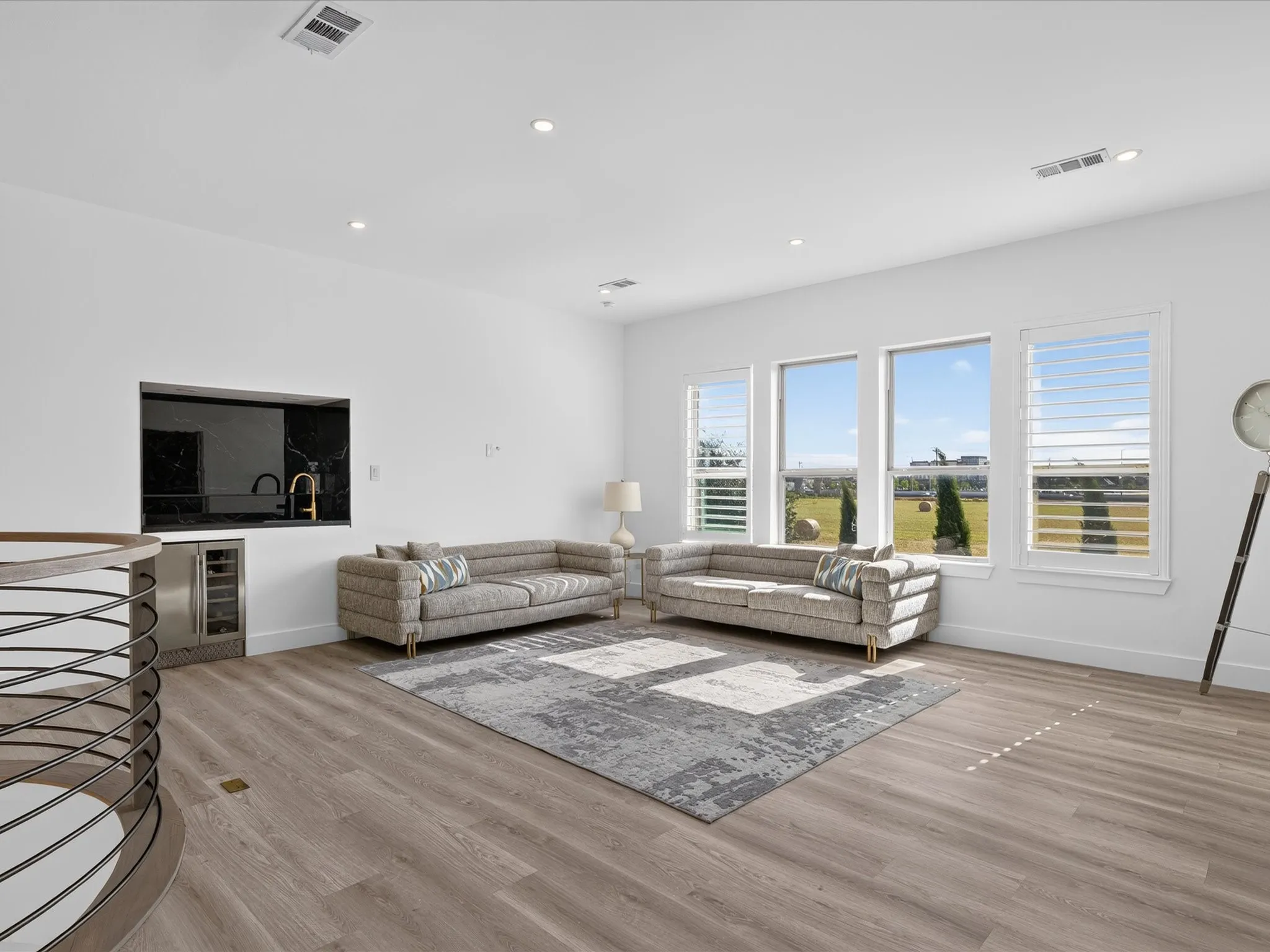 Single Family Residence For Sale in Denton County , 12736 Possum Kingdom Drive, Frisco, Texas 75033, 5 Bedroom, 6 Bathroom, 3 Garage spaces, 4,396 Sqft, built in 2017, mls#21362468, Real Estate Agent in Frisco, Homes For Sale in Denton county, Homes For Sale in Frisco, Realtor in Frisco Texas, Real Estate Brokerage Independent Realty Texas, Luminita Cordes Realtor