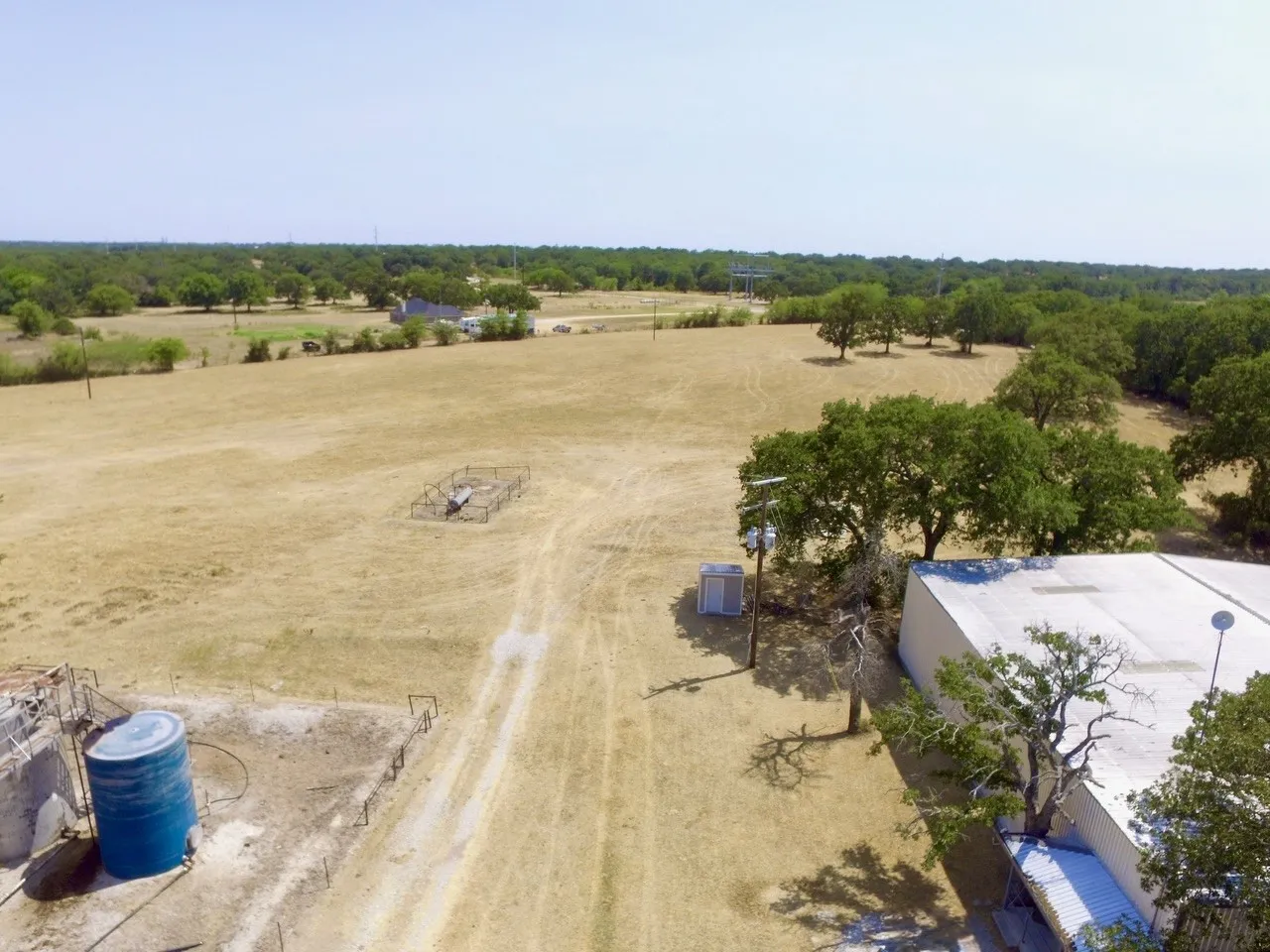 Warehouse For Sale in Montague County , 533 Redbird Lane, Bowie, Texas 76230, 0, 0, Garage spaces, 6,000 Sqft, built in 2005, mls#21361243, Real Estate Agent in Bowie, Homes For Sale in Montague county, Homes For Sale in Bowie, Realtor in Bowie Texas, Real Estate Brokerage Independent Realty Texas, Luminita Cordes Realtor