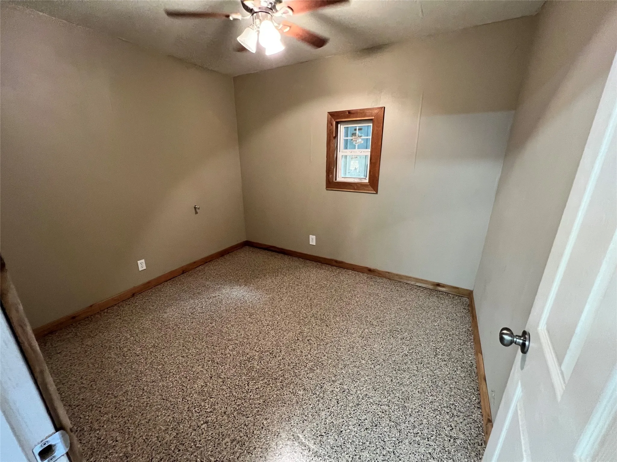 Warehouse For Sale in Montague County , 533 Redbird Lane, Bowie, Texas 76230, 0, 0, Garage spaces, 6,000 Sqft, built in 2005, mls#21361243, Real Estate Agent in Bowie, Homes For Sale in Montague county, Homes For Sale in Bowie, Realtor in Bowie Texas, Real Estate Brokerage Independent Realty Texas, Luminita Cordes Realtor