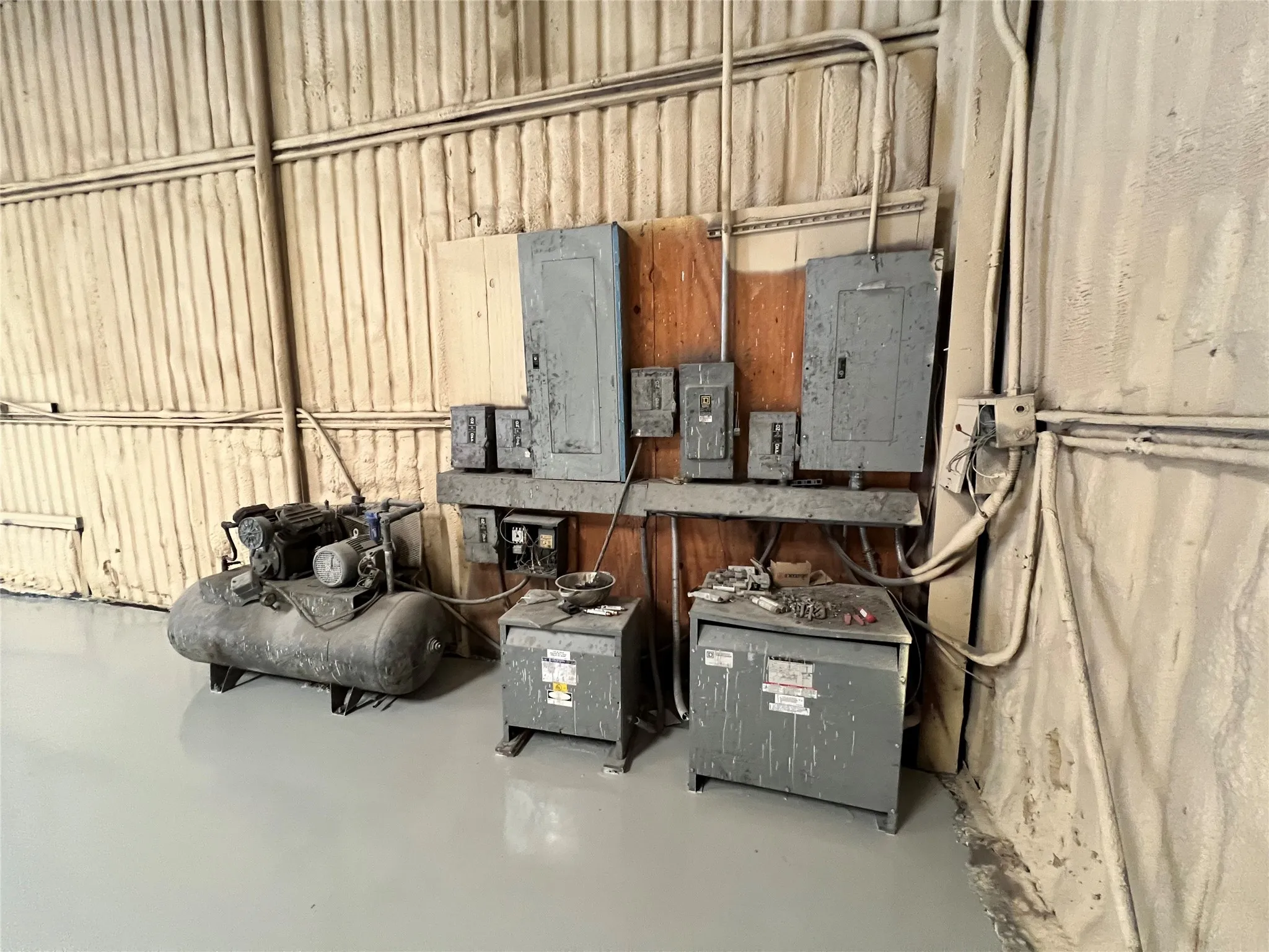 Warehouse For Sale in Montague County , 533 Redbird Lane, Bowie, Texas 76230, 0, 0, Garage spaces, 6,000 Sqft, built in 2005, mls#21361243, Real Estate Agent in Bowie, Homes For Sale in Montague county, Homes For Sale in Bowie, Realtor in Bowie Texas, Real Estate Brokerage Independent Realty Texas, Luminita Cordes Realtor