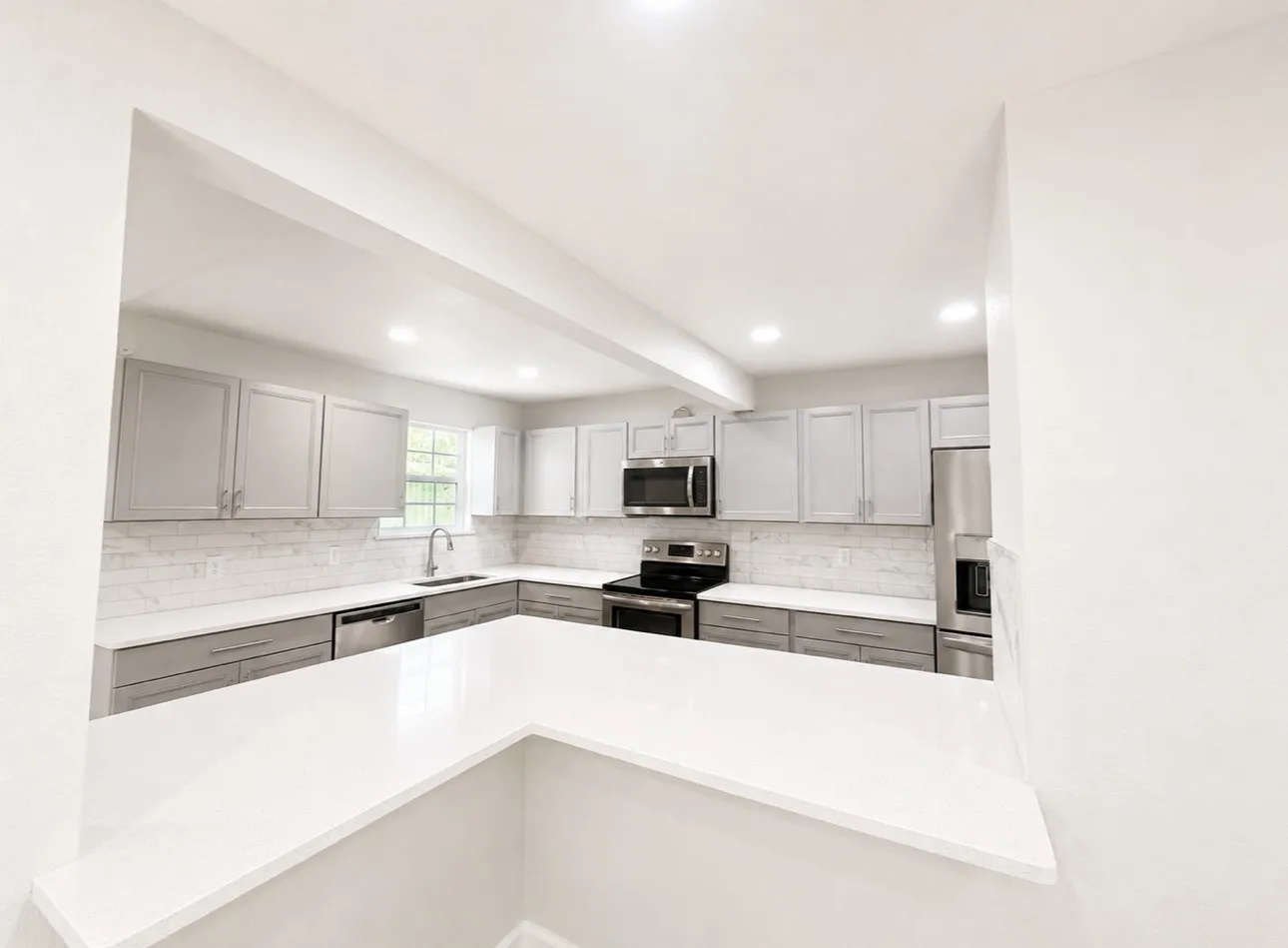Single Family Residence For Sale in Dallas County , 4142 Victoria Street, Irving, Texas 75062, 3 Bedroom, 2 Bathroom, 2 Garage spaces, 1,422 Sqft, built in 1966, mls#21361156, Real Estate Agent in Irving, Homes For Sale in Dallas county, Homes For Sale in Irving, Realtor in Irving Texas, Real Estate Brokerage Independent Realty Texas, Luminita Cordes Realtor