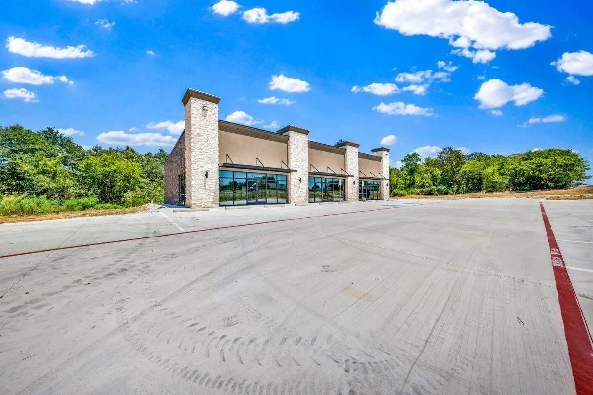 Retail For Rent in Franklin (TX) County , 410 W I-30 Frontage Road, Mount Vernon, Texas 75457, 0, 0, Garage spaces, 0 Sqft, built in 2026, Price $22, mls#21362201, Real Estate Agent in Mount Vernon, Homes For Rent in Franklin (TX) county, Homes For Rent in Mount Vernon, Realtor in Mount Vernon Texas, Real Estate Brokerage Independent Realty Texas, Luminita Cordes Realtor