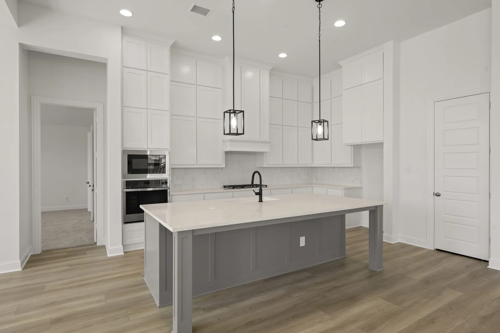 3254 Jersey- Kitchen-3