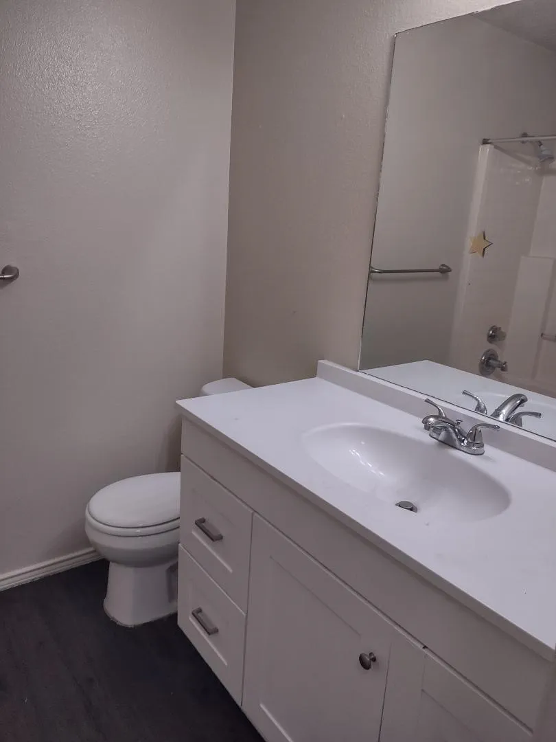 Single Family Residence For Rent in Tarrant County , 500 Fort Worth Street, Mansfield, Texas 76063, 4 Bedroom, 2 Bathroom, 2 Garage spaces, 1,651 Sqft, built in 1996, mls#21362644, Real Estate Agent in Mansfield, Homes For Rent in Tarrant county, Homes For Rent in Mansfield, Realtor in Mansfield Texas, Real Estate Brokerage Independent Realty Texas, Luminita Cordes Realtor