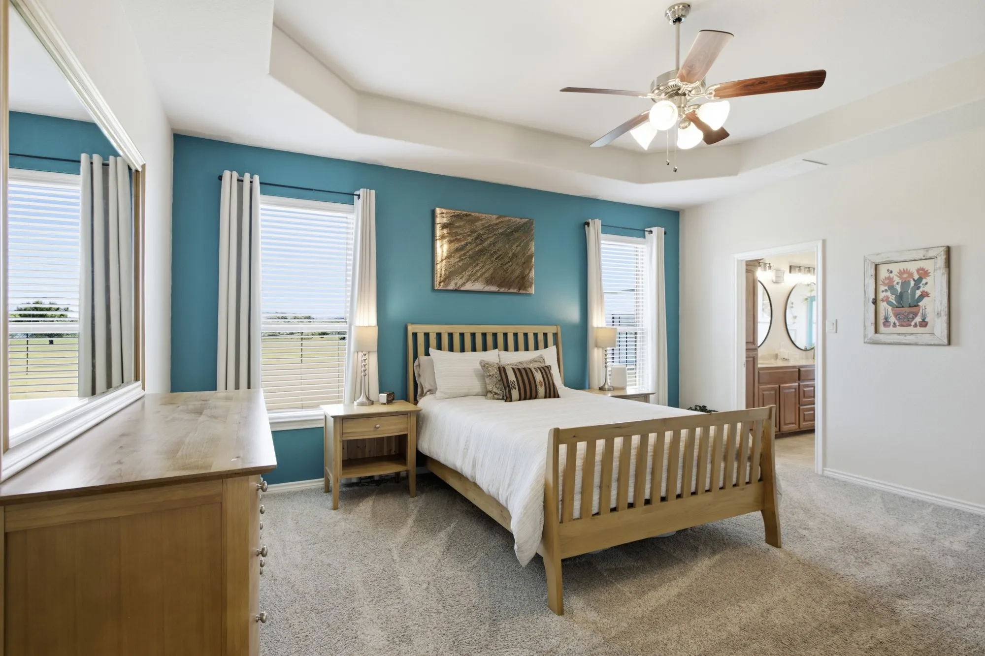 Single Family Residence For Sale in Hunt County , 4055 Hackberry Circle, Caddo Mills, Texas 75135, 4 Bedroom, 4 Bathroom, 2 Garage spaces, 3,020 Sqft, built in 2014, mls#21359089, Real Estate Agent in Caddo Mills, Homes For Sale in Hunt county, Homes For Sale in Caddo Mills, Realtor in Caddo Mills Texas, Real Estate Brokerage Independent Realty Texas, Luminita Cordes Realtor