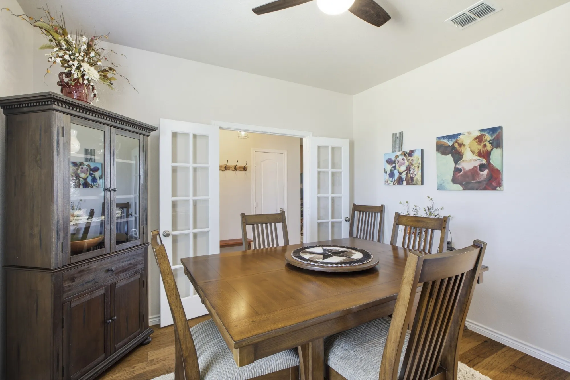 Single Family Residence For Sale in Hunt County , 4055 Hackberry Circle, Caddo Mills, Texas 75135, 4 Bedroom, 4 Bathroom, 2 Garage spaces, 3,020 Sqft, built in 2014, mls#21359089, Real Estate Agent in Caddo Mills, Homes For Sale in Hunt county, Homes For Sale in Caddo Mills, Realtor in Caddo Mills Texas, Real Estate Brokerage Independent Realty Texas, Luminita Cordes Realtor