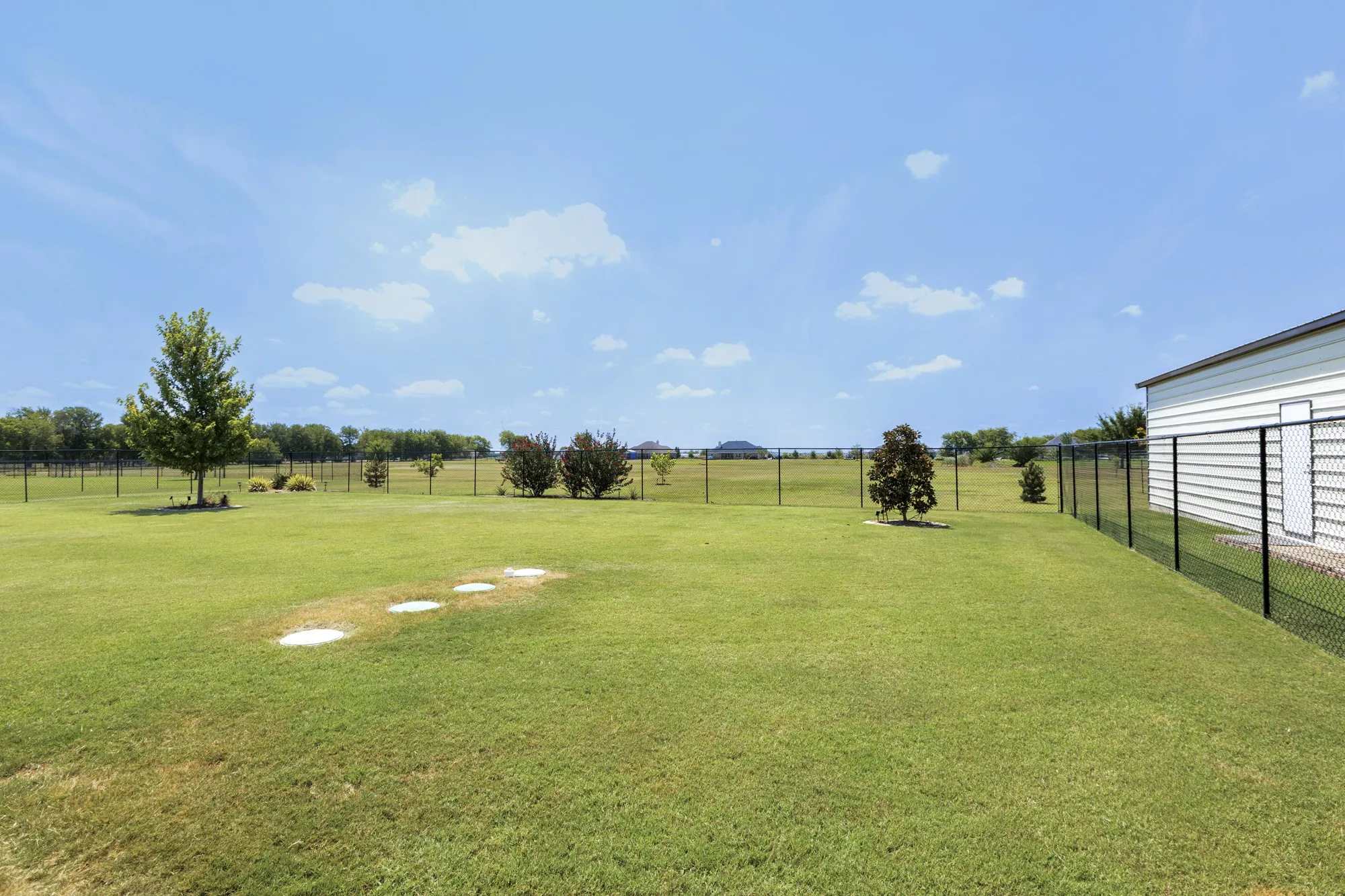 Single Family Residence For Sale in Hunt County , 4055 Hackberry Circle, Caddo Mills, Texas 75135, 4 Bedroom, 4 Bathroom, 2 Garage spaces, 3,020 Sqft, built in 2014, mls#21359089, Real Estate Agent in Caddo Mills, Homes For Sale in Hunt county, Homes For Sale in Caddo Mills, Realtor in Caddo Mills Texas, Real Estate Brokerage Independent Realty Texas, Luminita Cordes Realtor
