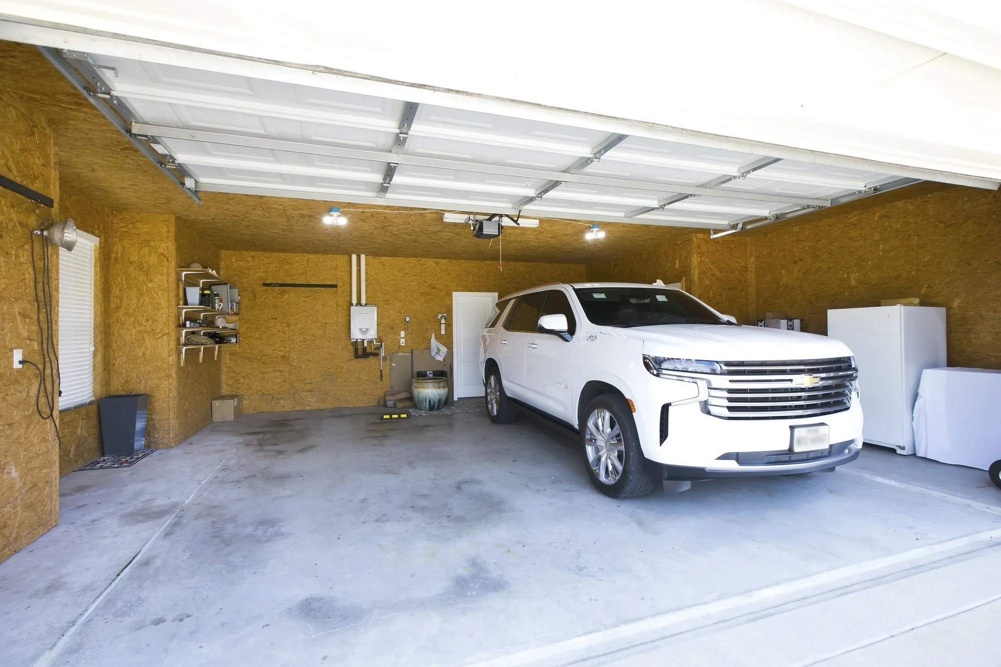 Single Family Residence For Sale in Hunt County , 4055 Hackberry Circle, Caddo Mills, Texas 75135, 4 Bedroom, 4 Bathroom, 2 Garage spaces, 3,020 Sqft, built in 2014, mls#21359089, Real Estate Agent in Caddo Mills, Homes For Sale in Hunt county, Homes For Sale in Caddo Mills, Realtor in Caddo Mills Texas, Real Estate Brokerage Independent Realty Texas, Luminita Cordes Realtor