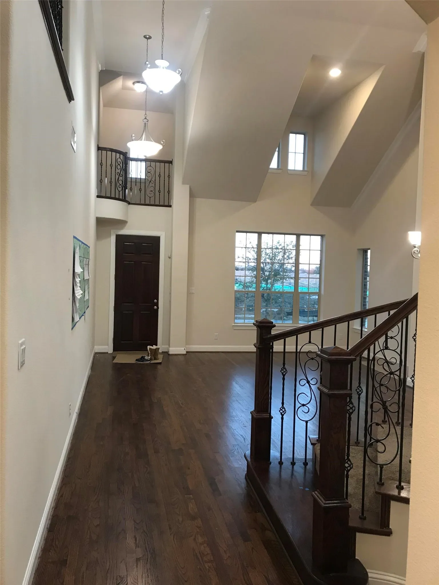 Single Family Residence For Rent in Collin County , 7613 Choctaw Lane, Mc Kinney, Texas 75070, 4 Bedroom, 3 Bathroom, 2 Garage spaces, 3,289 Sqft, built in 2017, Price $3,499, mls#21362642, Real Estate Agent in Mc Kinney, Homes For Rent in Collin county, Homes For Rent in Mc Kinney, Realtor in Mc Kinney Texas, Real Estate Brokerage Independent Realty Texas, Luminita Cordes Realtor