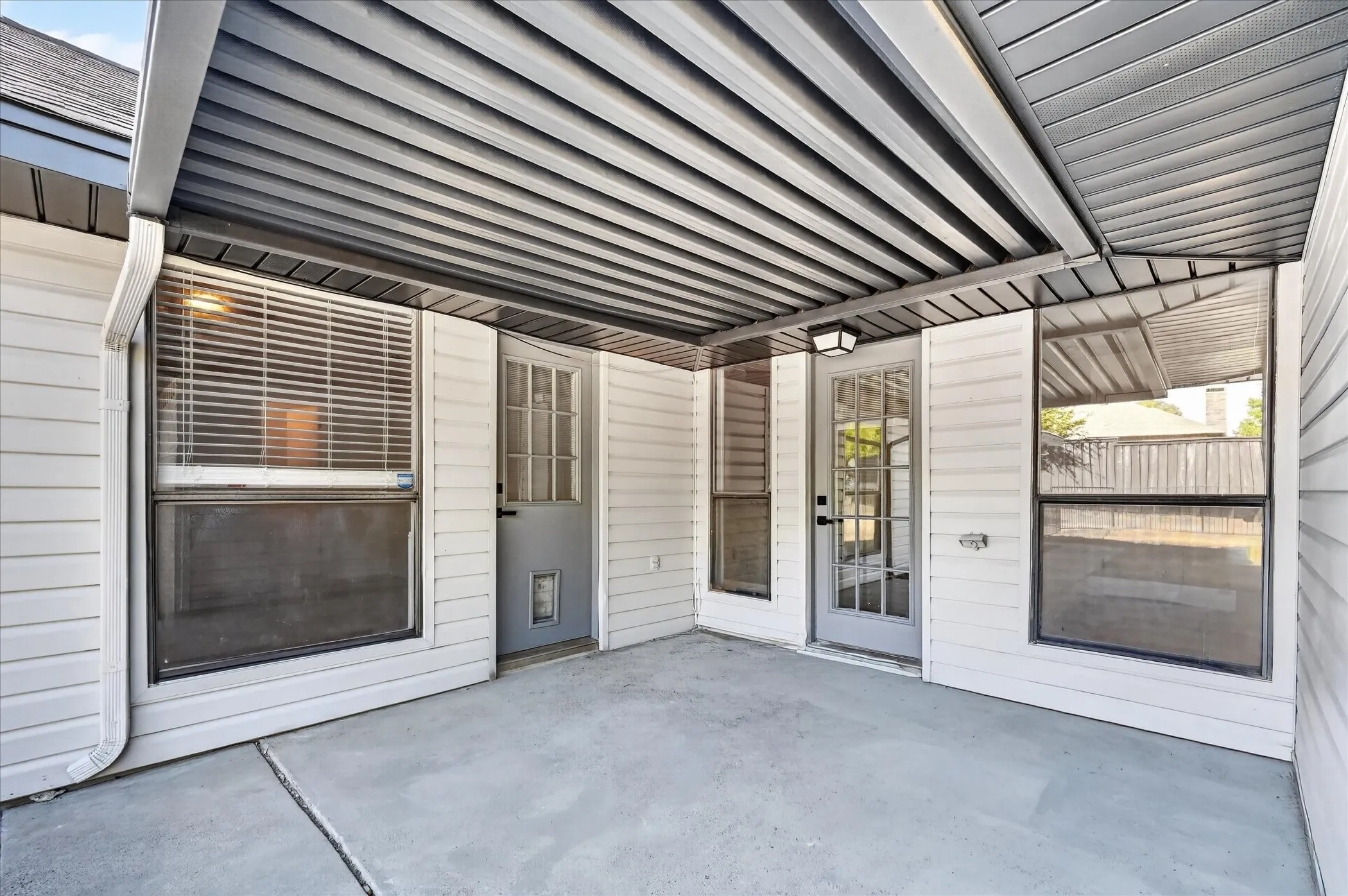 Single Family Residence For Sale in Collin County , 1528 Estrella Drive, Plano, Texas 75074, 4 Bedroom, 3 Bathroom, 2 Garage spaces, 2,000 Sqft, built in 1985, mls#21362514, Real Estate Agent in Plano, Homes For Sale in Collin county, Homes For Sale in Plano, Realtor in Plano Texas, Real Estate Brokerage Independent Realty Texas, Luminita Cordes Realtor
