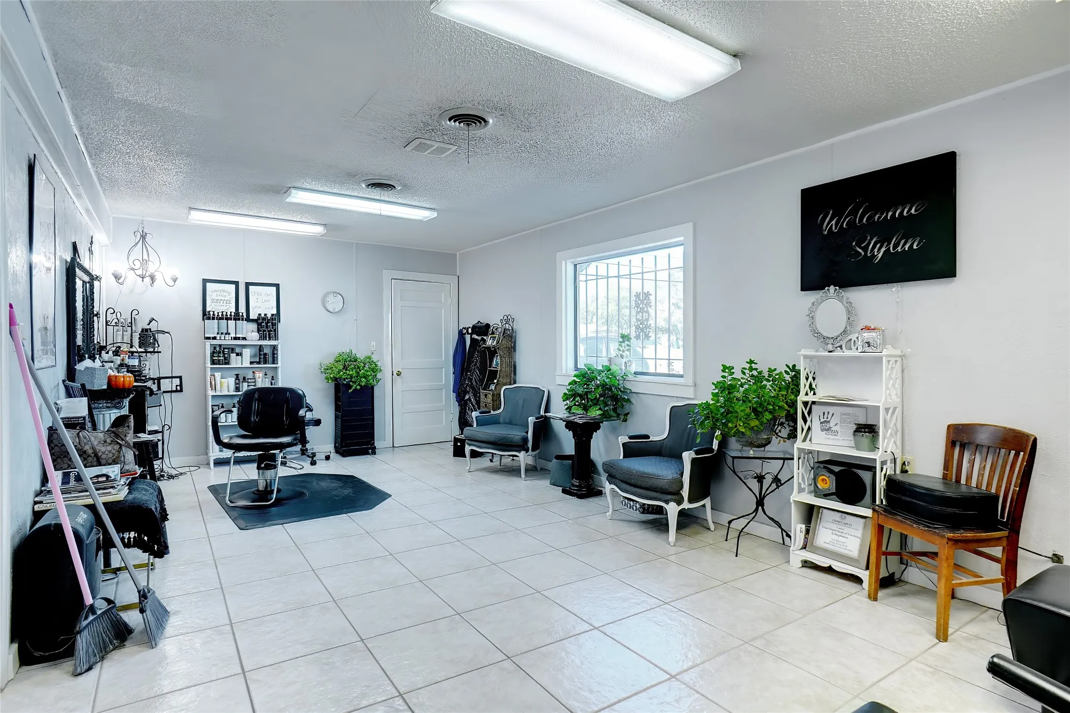 Business For Sale in Wise County , 1804 Chico Highway, Bridgeport, Texas 76426, 0, 0, Garage spaces, 0 Sqft, built in 1965, Price $325,000, mls#21362653, Real Estate Agent in Bridgeport, Homes For Sale in Wise county, Homes For Sale in Bridgeport, Realtor in Bridgeport Texas, Real Estate Brokerage Independent Realty Texas, Luminita Cordes Realtor