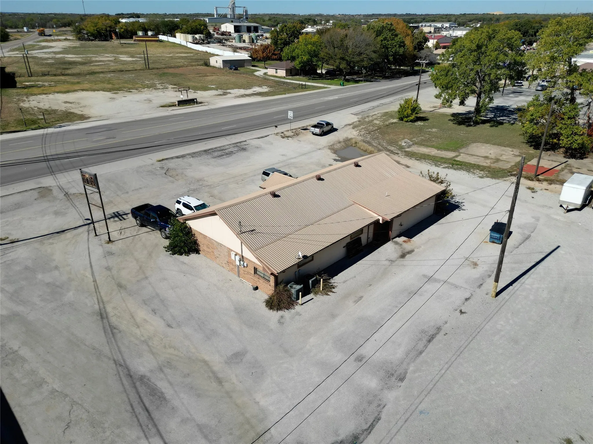 Business For Sale in Wise County , 1804 Chico Highway, Bridgeport, Texas 76426, 0, 0, Garage spaces, 0 Sqft, built in 1965, Price $325,000, mls#21362653, Real Estate Agent in Bridgeport, Homes For Sale in Wise county, Homes For Sale in Bridgeport, Realtor in Bridgeport Texas, Real Estate Brokerage Independent Realty Texas, Luminita Cordes Realtor