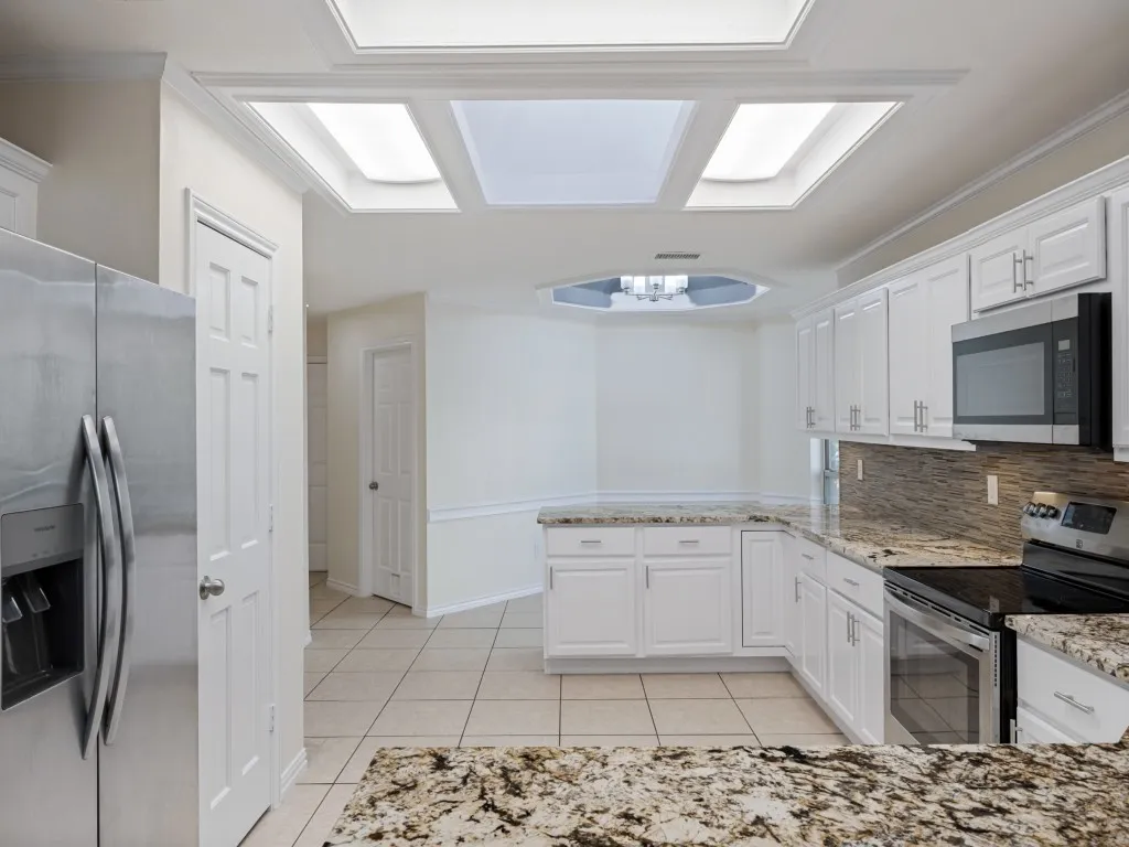 Single Family Residence For Sale in Collin County , 3405 Ashington Lane, Plano, Texas 75023, 3 Bedroom, 2 Bathroom, 2 Garage spaces, 2,255 Sqft, built in 1983, mls#21354893, Real Estate Agent in Plano, Homes For Sale in Collin county, Homes For Sale in Plano, Realtor in Plano Texas, Real Estate Brokerage Independent Realty Texas, Luminita Cordes Realtor