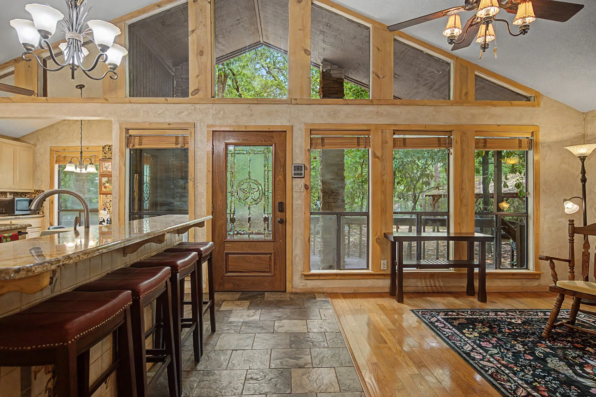 Single Family Residence For Sale in Wood County , 209 Woodfern Glen, Holly Lake Ranch, Texas 75765, 4 Bedroom, 5 Bathroom, 2 Garage spaces, 2,734 Sqft, built in 1996, mls#21355604, Real Estate Agent in Holly Lake Ranch, Homes For Sale in Wood county, Homes For Sale in Holly Lake Ranch, Realtor in Holly Lake Ranch Texas, Real Estate Brokerage Independent Realty Texas, Luminita Cordes Realtor