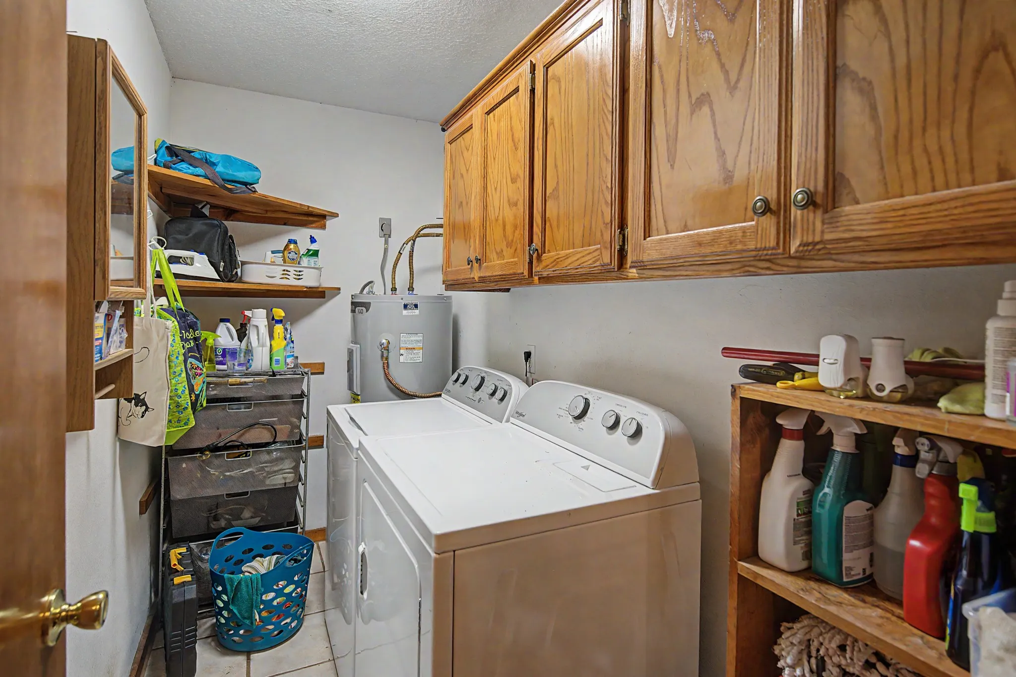 Single Family Residence For Sale in Wood County , 209 Woodfern Glen, Holly Lake Ranch, Texas 75765, 4 Bedroom, 5 Bathroom, 2 Garage spaces, 2,734 Sqft, built in 1996, mls#21355604, Real Estate Agent in Holly Lake Ranch, Homes For Sale in Wood county, Homes For Sale in Holly Lake Ranch, Realtor in Holly Lake Ranch Texas, Real Estate Brokerage Independent Realty Texas, Luminita Cordes Realtor